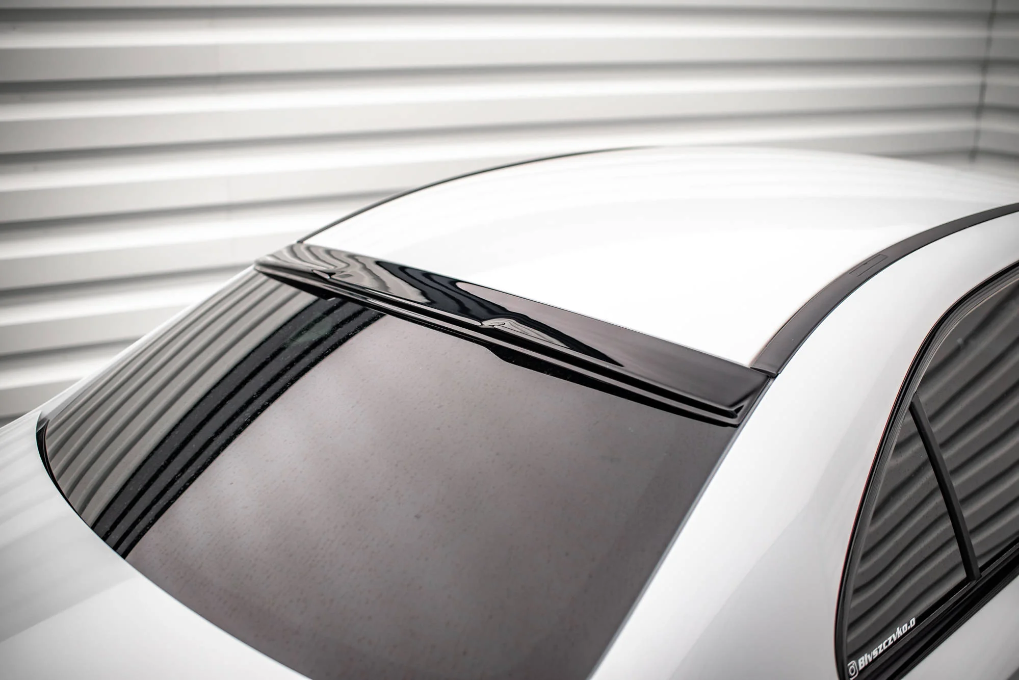 REAR WINDOW EXTENSION THE EXTENSION MERCEDES A35 SEDAN V177 - Image 3