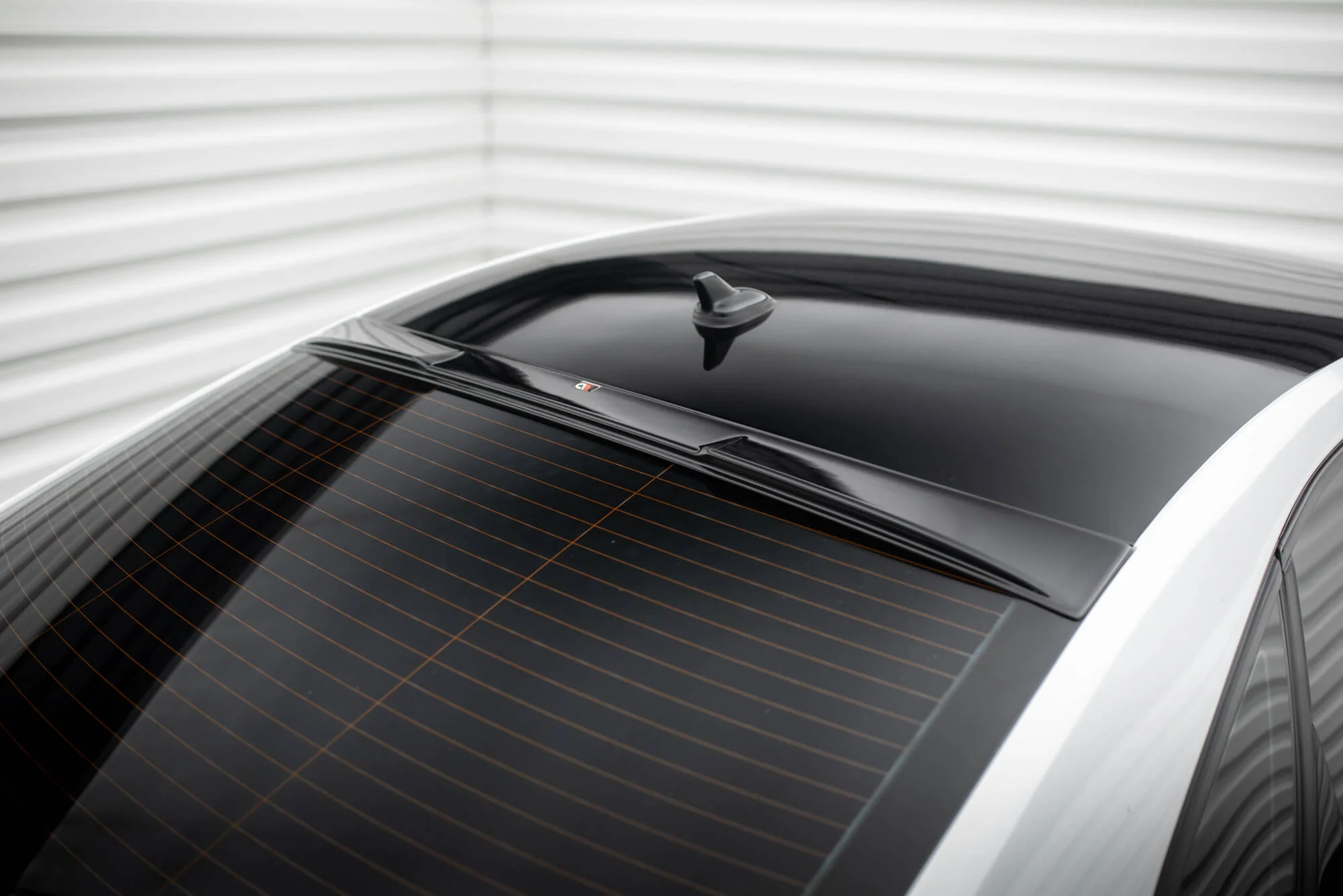 REAR WINDOW VOLKSWAGEN PASSAT GT B8 FACELIFT USA - Image 5
