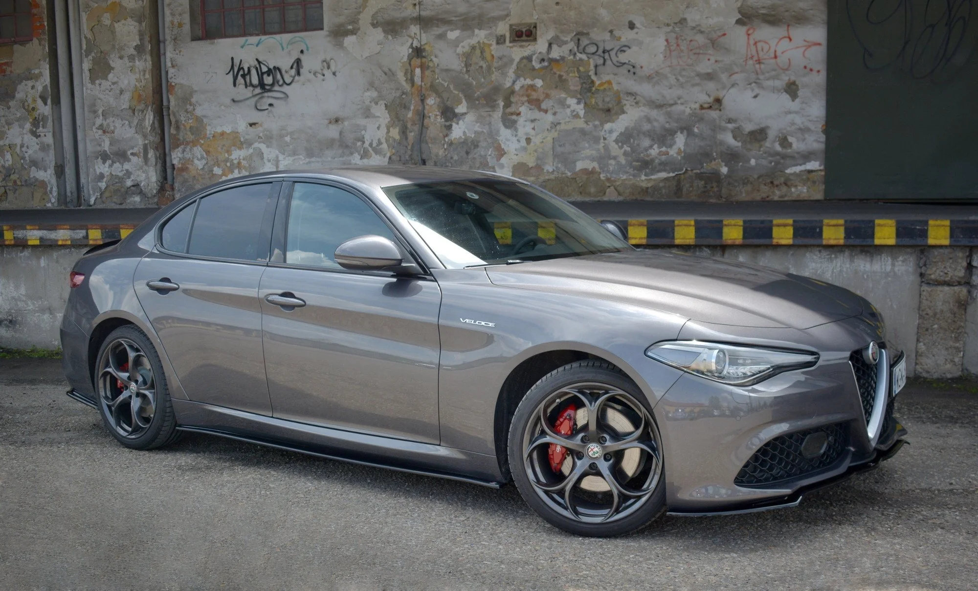 SIDE SKIRTS DIFFUSERS ALFA ROMEO GIULIA VELOCE - Image 2