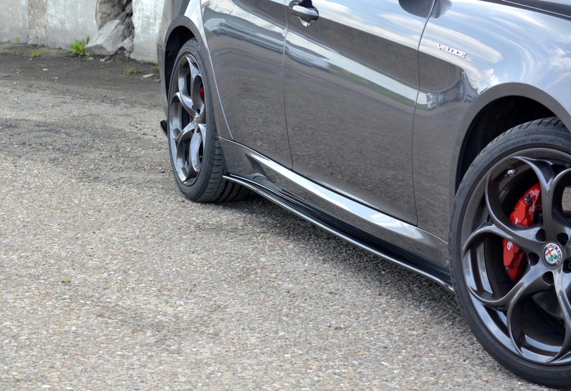 SIDE SKIRTS DIFFUSERS ALFA ROMEO GIULIA VELOCE - Image 4
