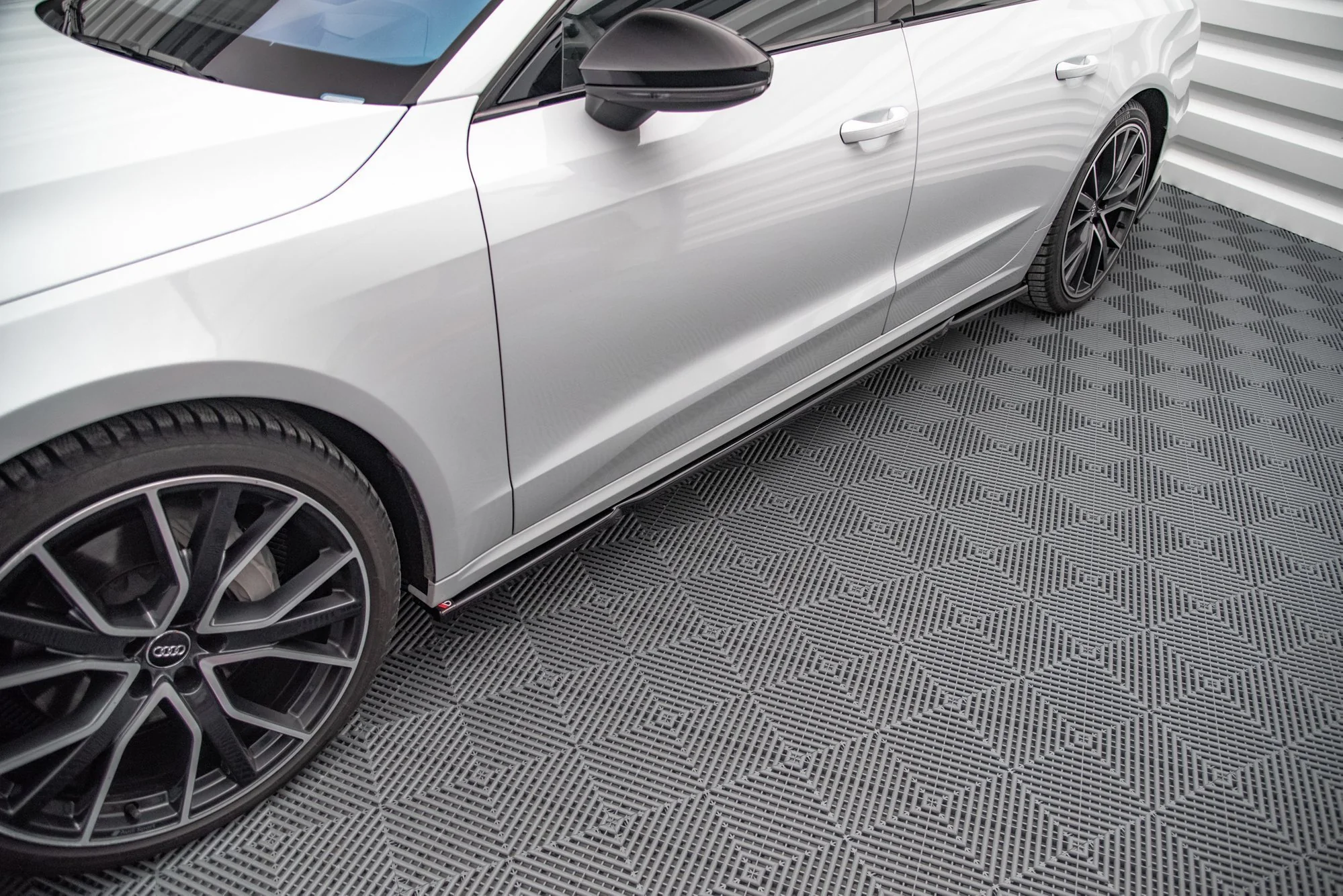 SIDE SKIRTS DIFFUSERS AUDI A7 C8 - Image 3