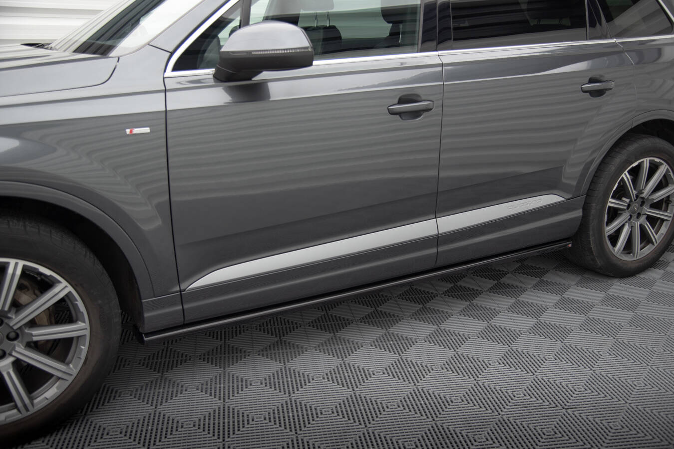 SIDE SKIRTS DIFFUSERS AUDI Q7 MK2 - Image 3
