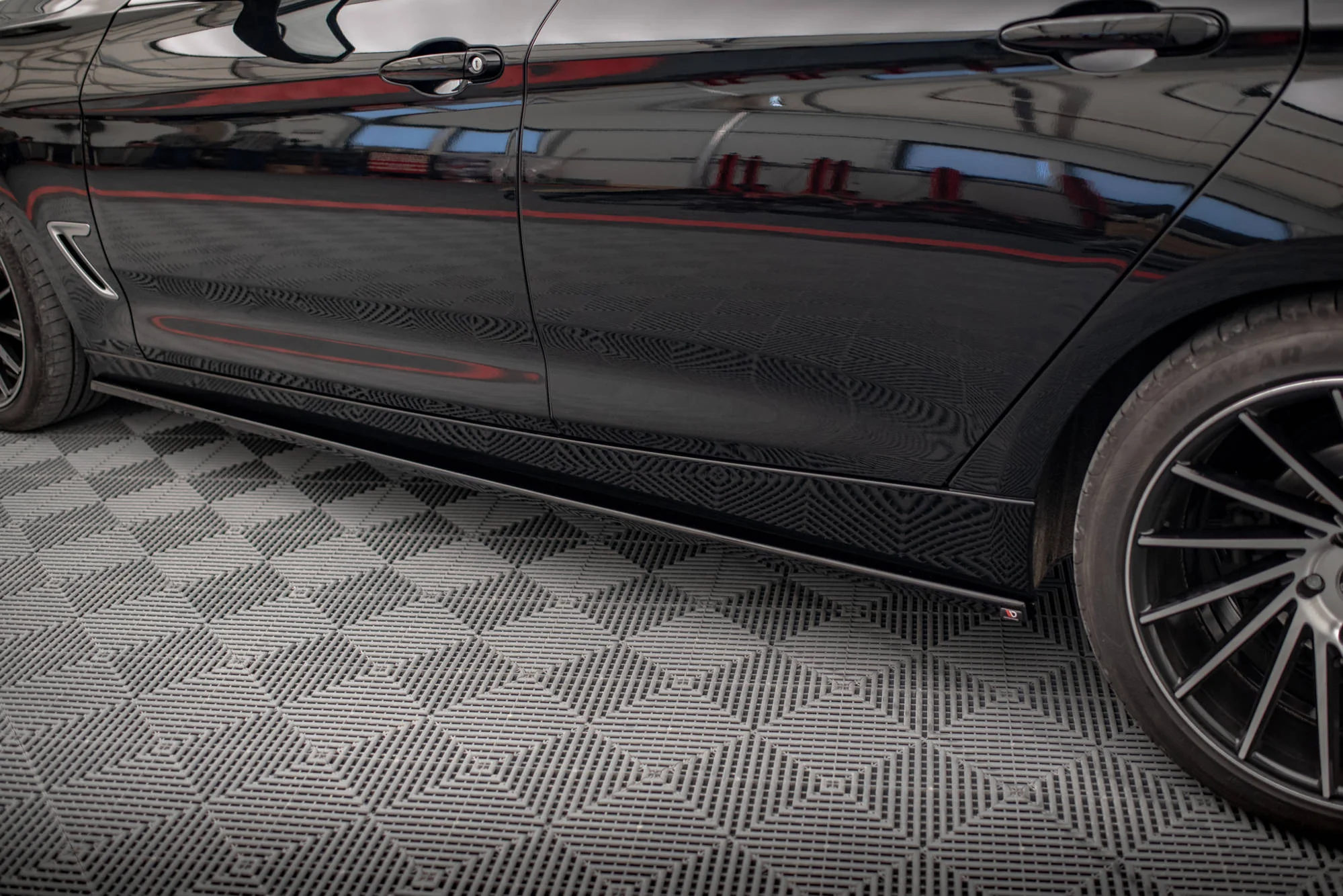 SIDE SKIRTS DIFFUSERS BMW 3 GT F34 - Image 3
