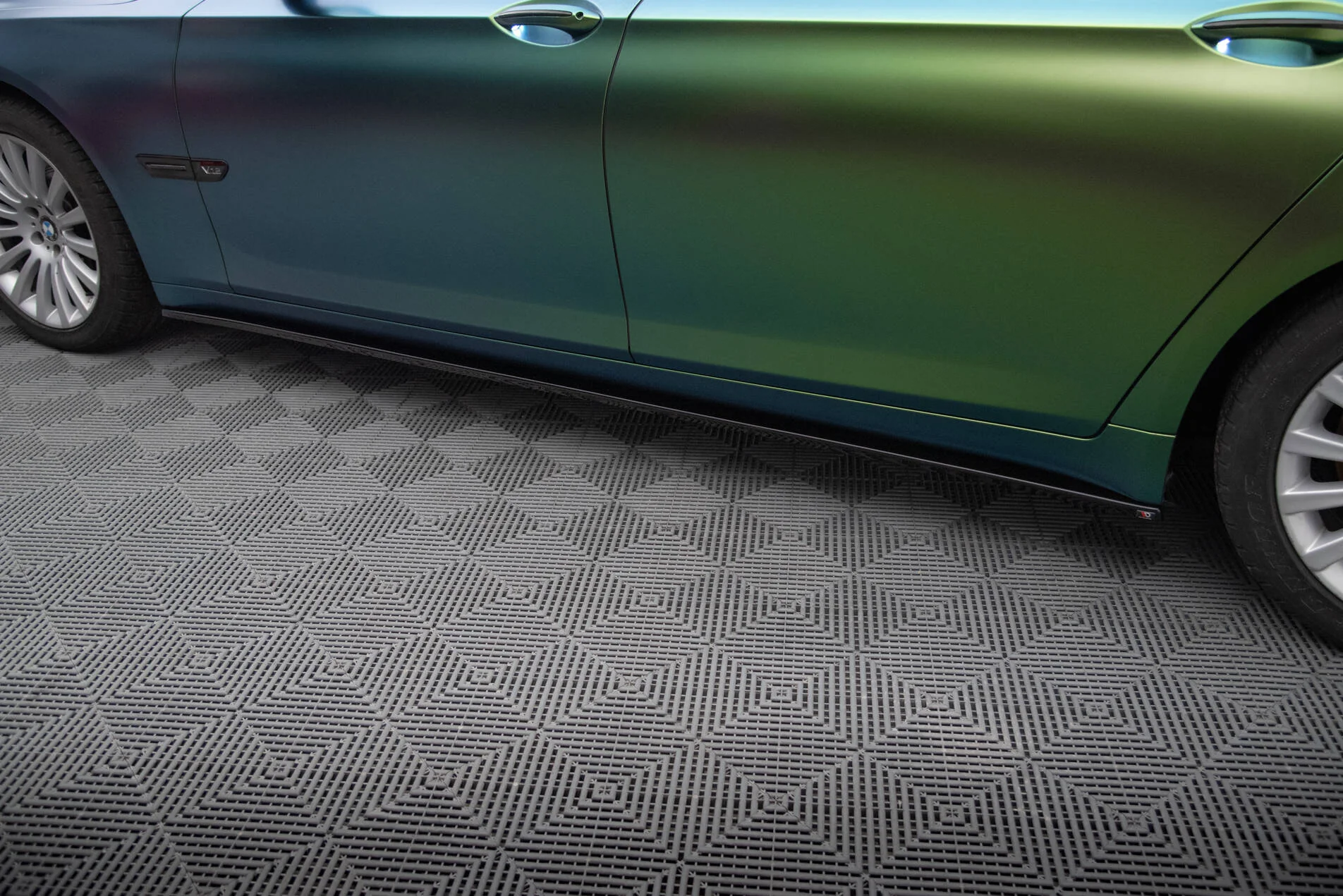 SIDE SKIRTS DIFFUSERS BMW 7 LONG F02 - Image 4