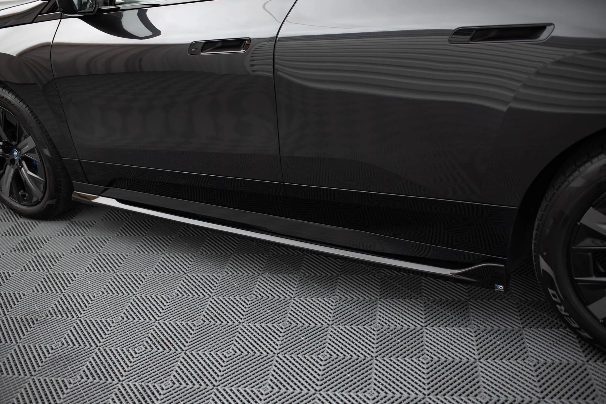 SIDE SKIRTS DIFFUSERS BMW IX Sport / M60 - Image 5
