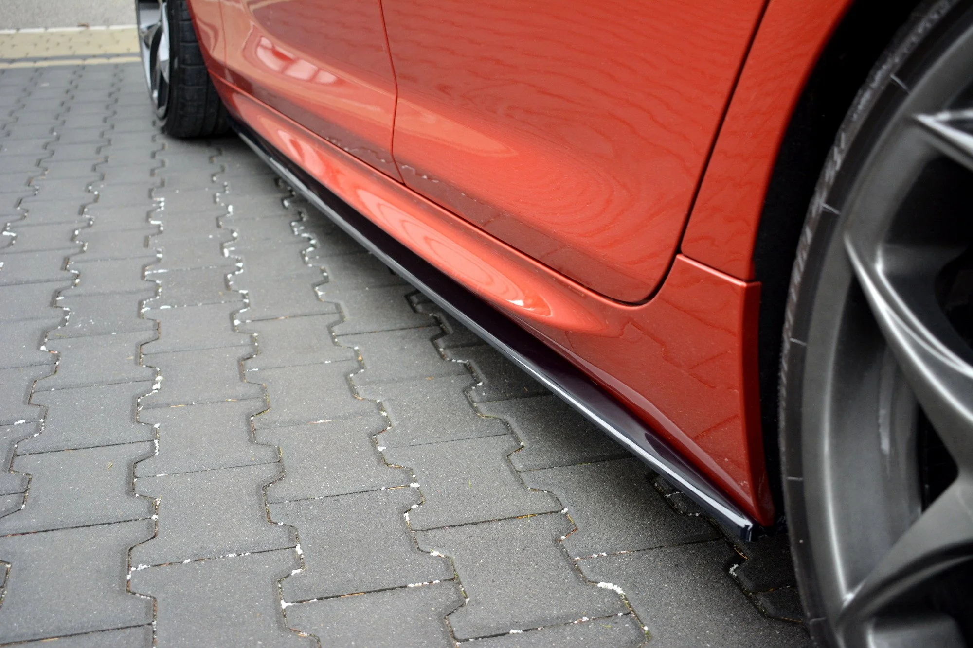 SIDE SKIRTS DIFFUSERS BMW M6 GRAN COUPÉ - Image 2