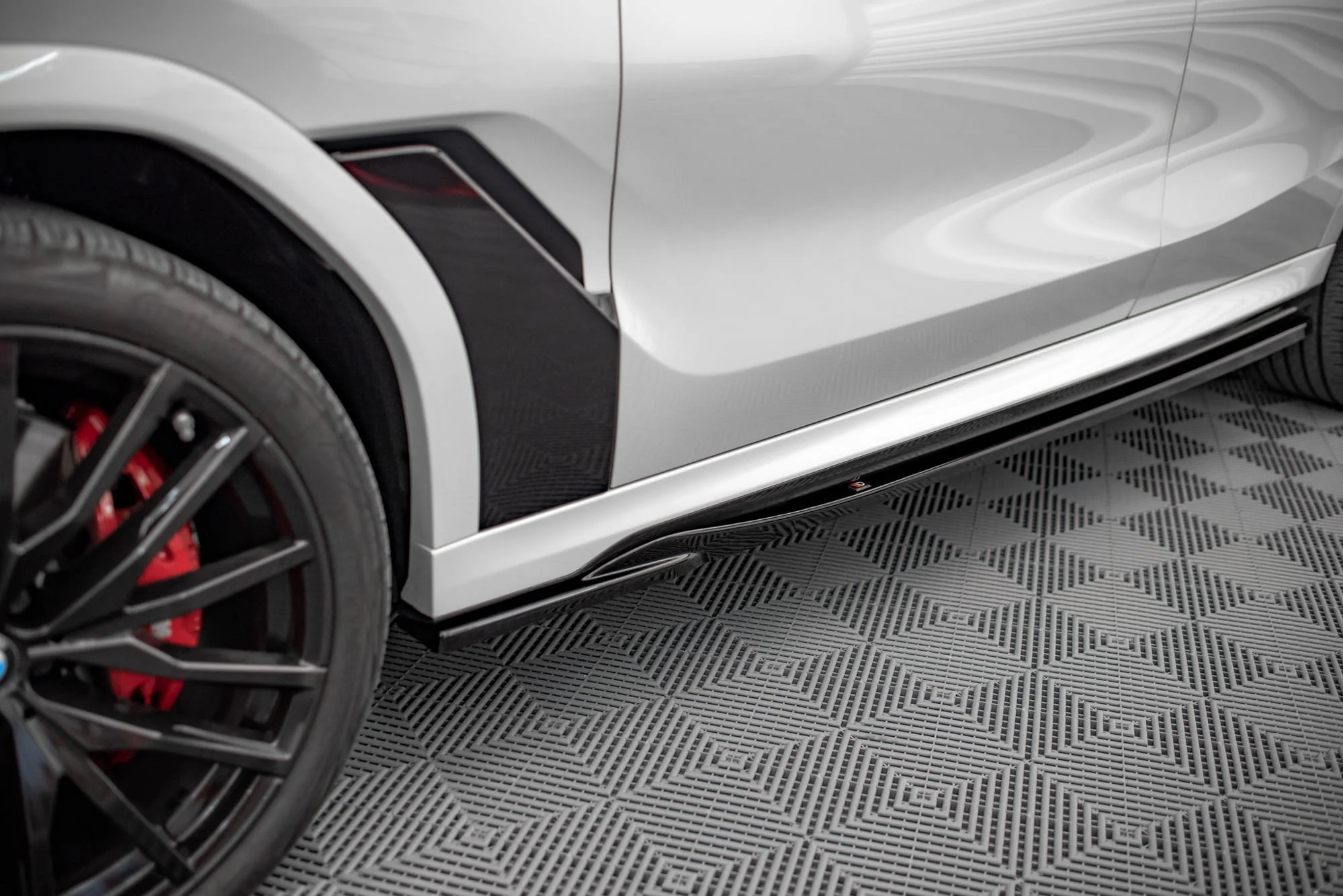 SIDE SKIRTS DIFFUSERS BMW X6 M-PACK G06 - Image 4