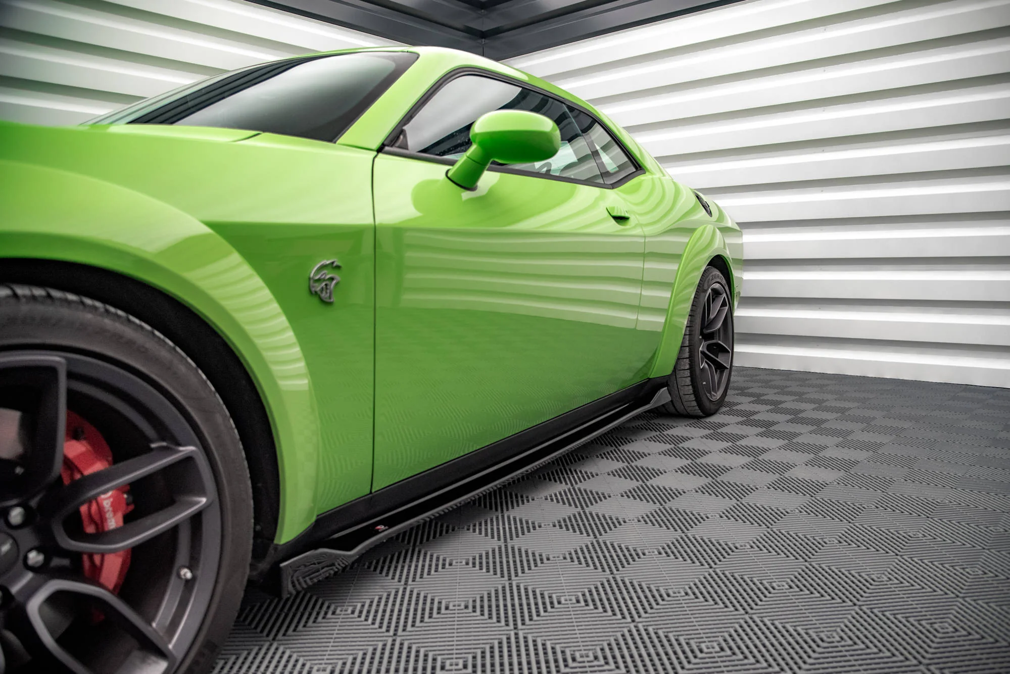 SIDE SKIRTS DIFFUSERS DODGE CHALLENGER SRT HELLCAT WIDEBODY MK3 - Image 2