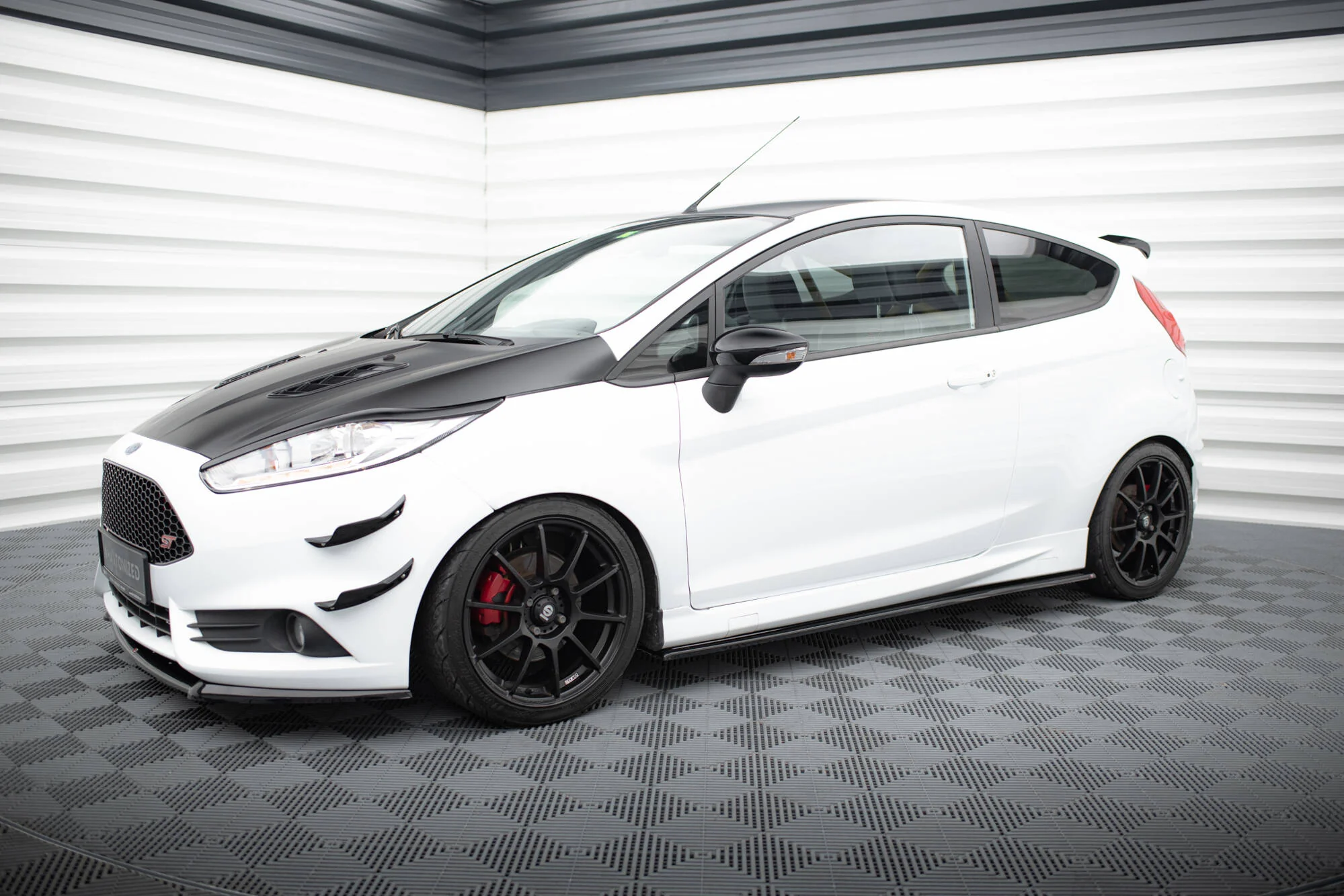 SIDE SKIRTS DIFFUSERS FORD FIESTA ST / ST-LINE MK7 / MK7 FL - Image 2