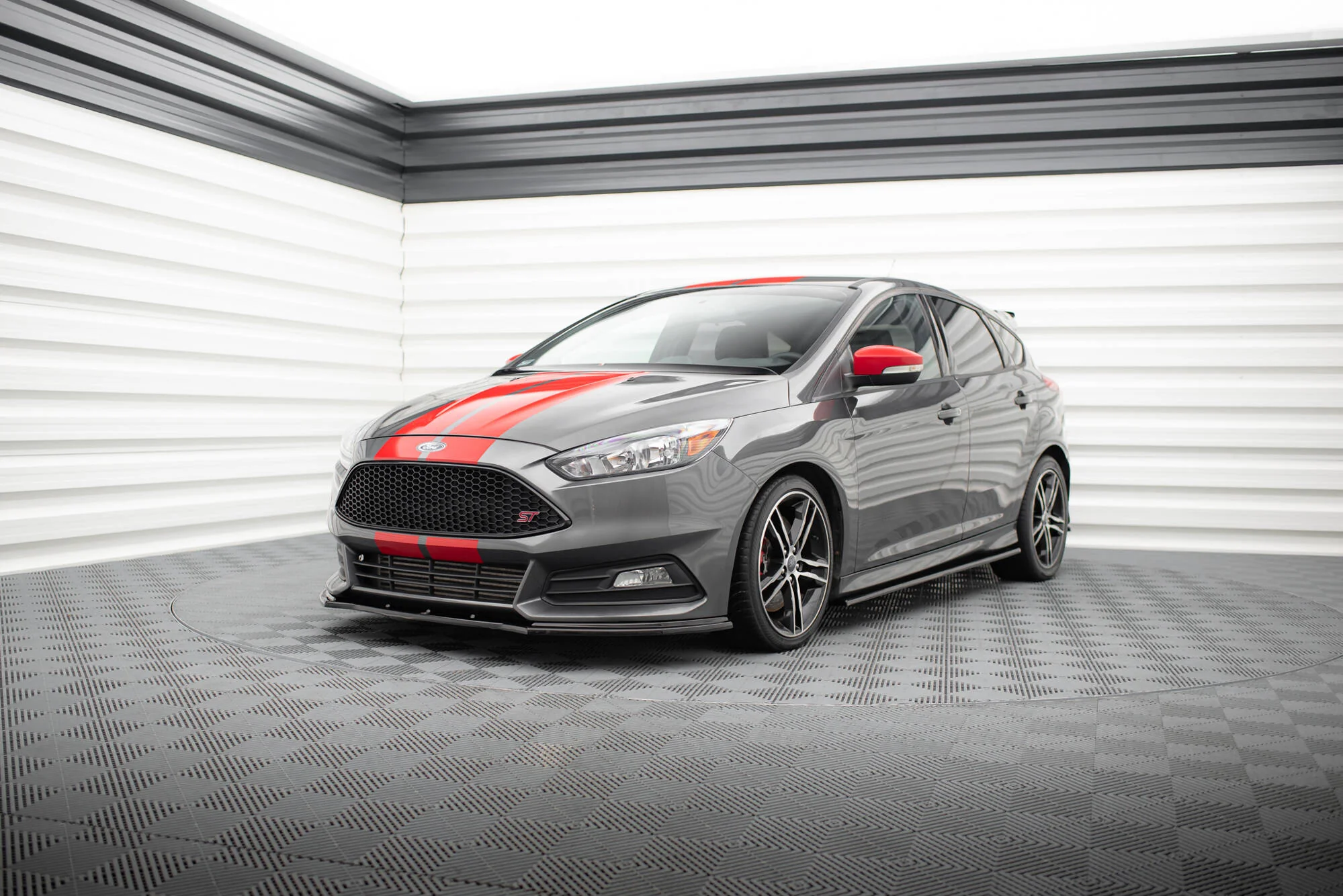 SIDE SKIRTS DIFFUSERS FORD FOCUS ST / ST-LINE MK3 / MK3 FL HATCHBACK / ESTATE - Image 5