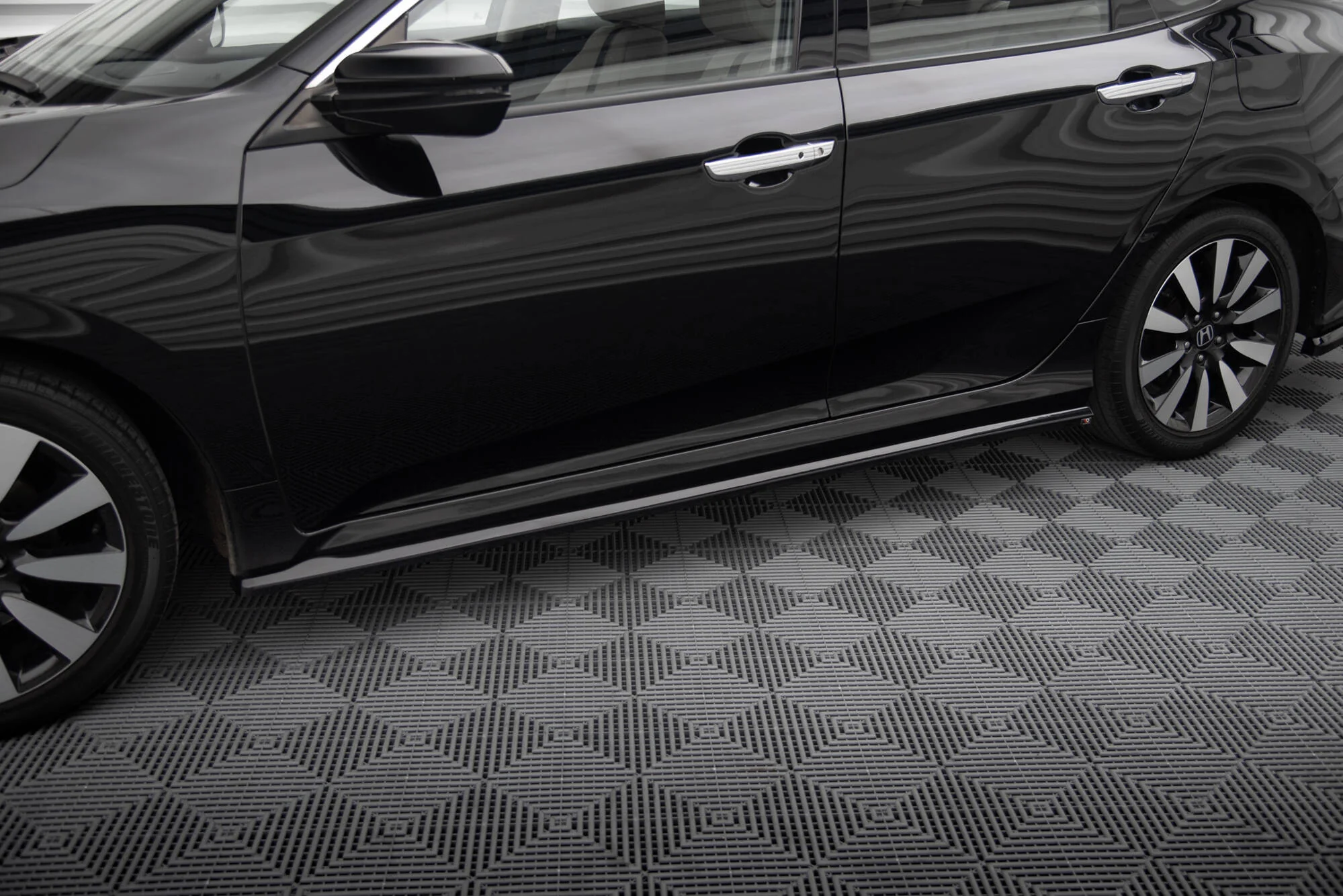 Side Skirts Diffusers Honda Civic Sedan Mk10 / Mk10 Facelift - Image 2