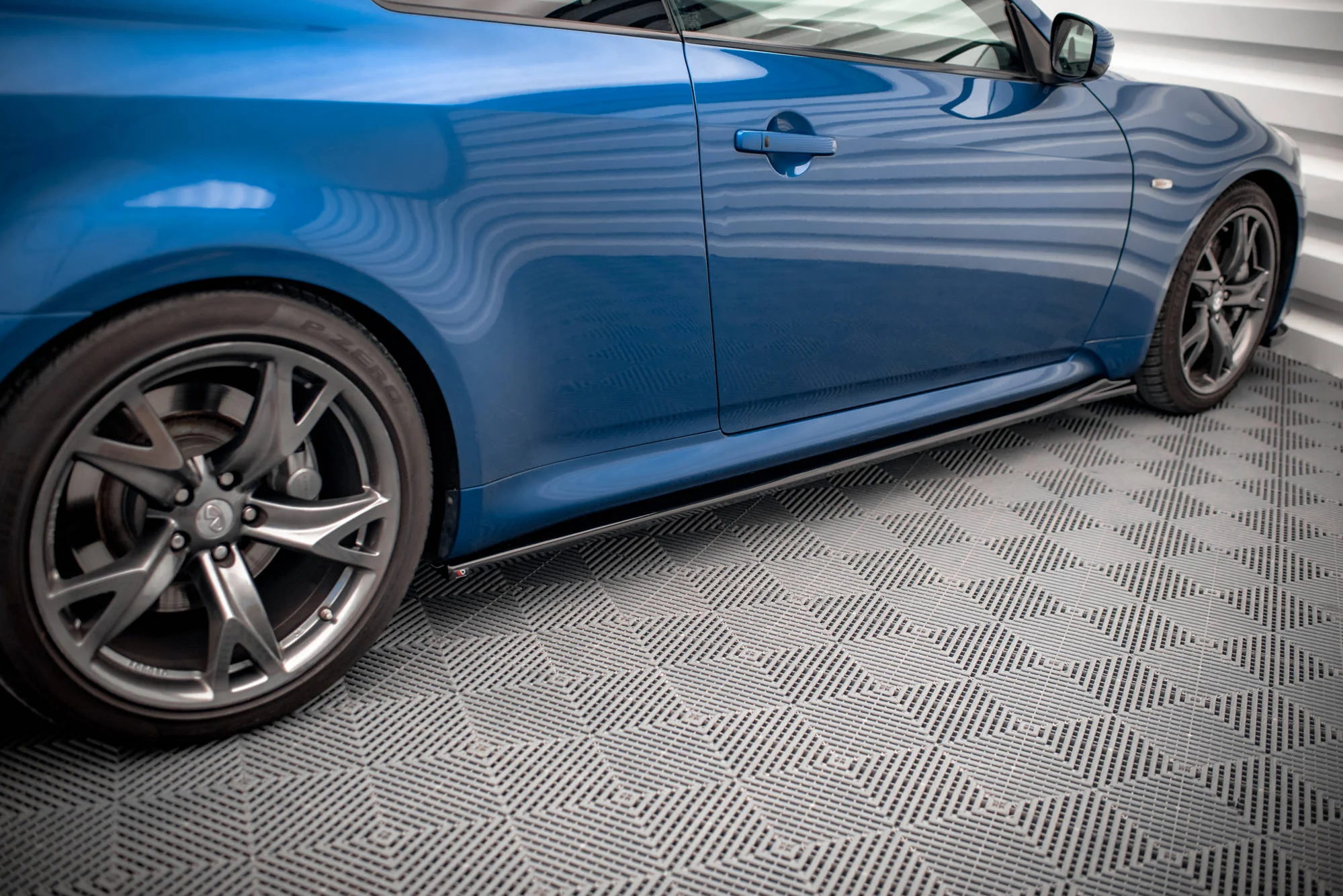 SIDE SKIRTS DIFFUSERS INFINITI G37 COUPE - Image 4