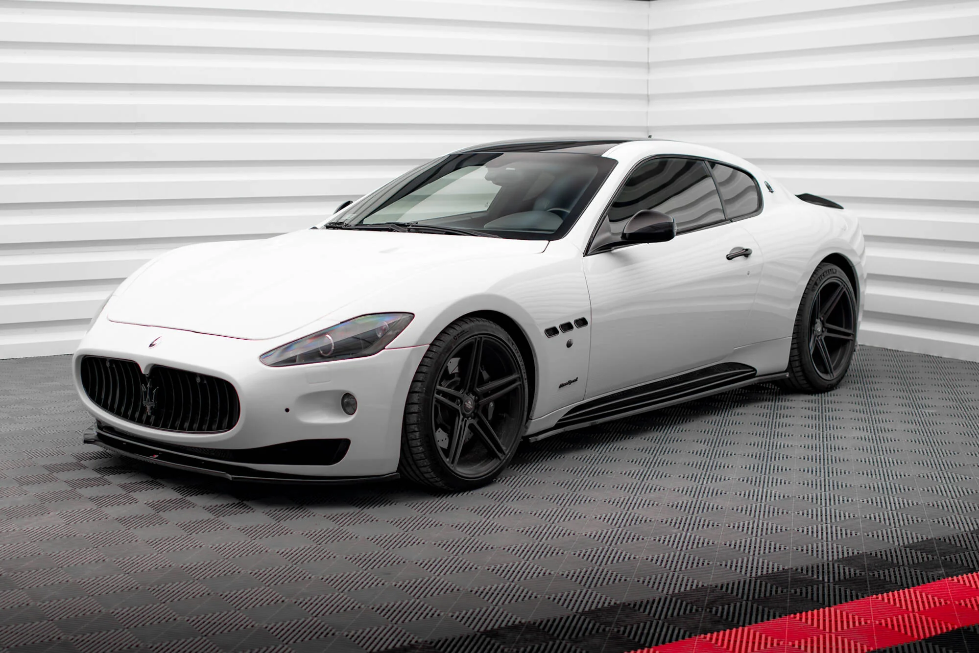 SIDE SKIRTS DIFFUSERS MASERATI GRANTURISMO S MK1 - Image 2