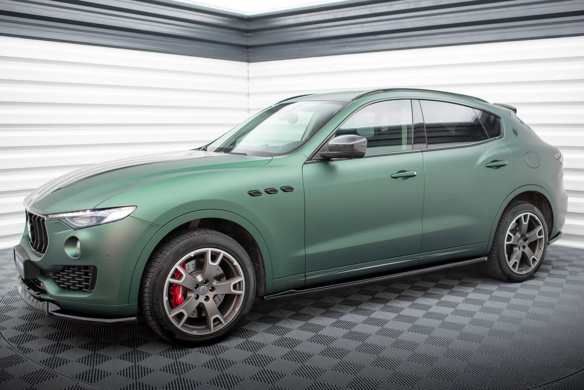 SIDE SKIRTS DIFFUSERS MASERATI LEVANTE MK1 - Image 5