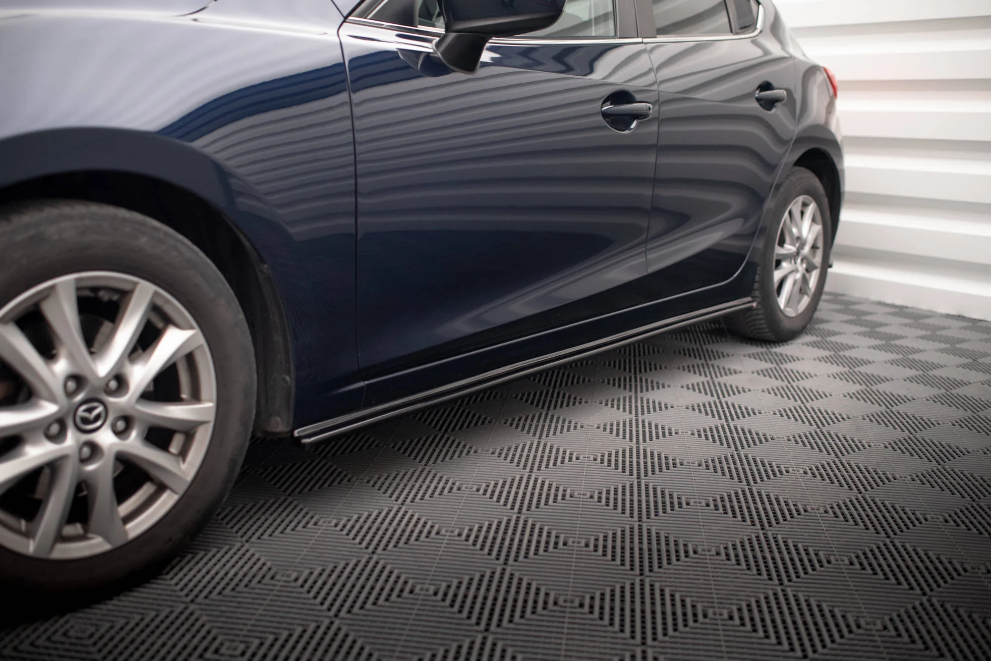 SIDE SKIRTS DIFFUSERS MAZDA 3 BN (MK3) - Image 3