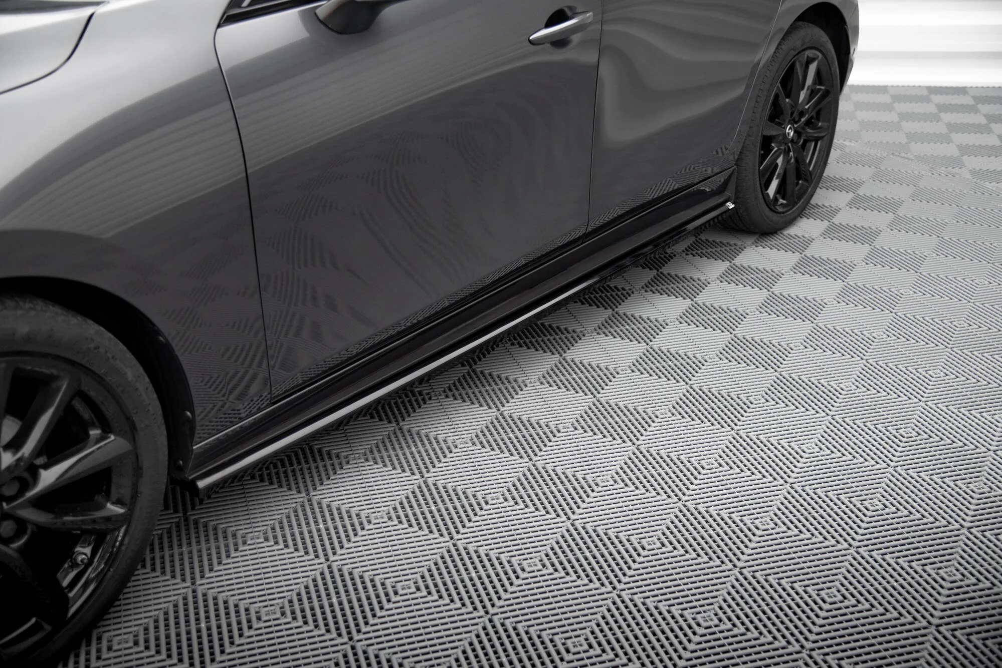 SIDE SKIRTS DIFFUSERS MAZDA 3 MK4 - Image 3