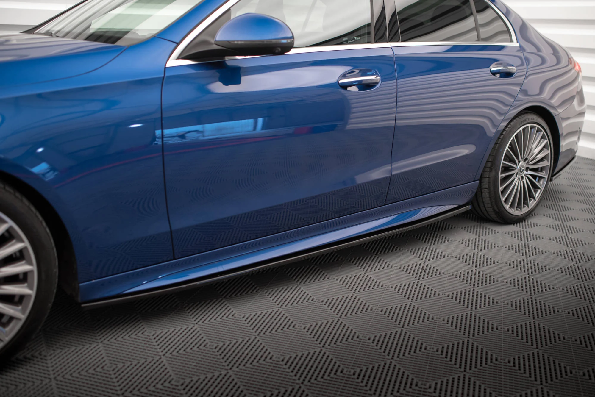 SIDE SKIRTS DIFFUSERS MERCEDES-BENZ C AMG-LINE W206 - Image 2