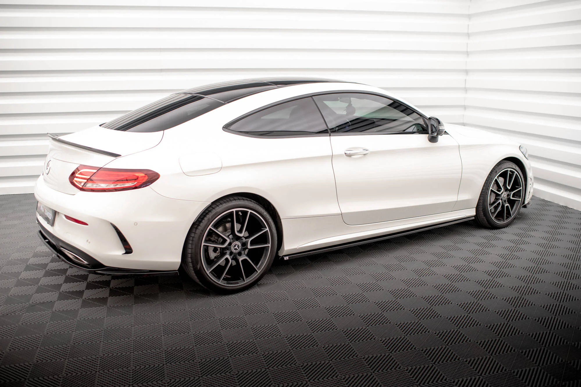 SIDE SKIRTS DIFFUSERS MERCEDES-BENZ C COUPE AMG-LINE C205 FACELIFT - Image 2