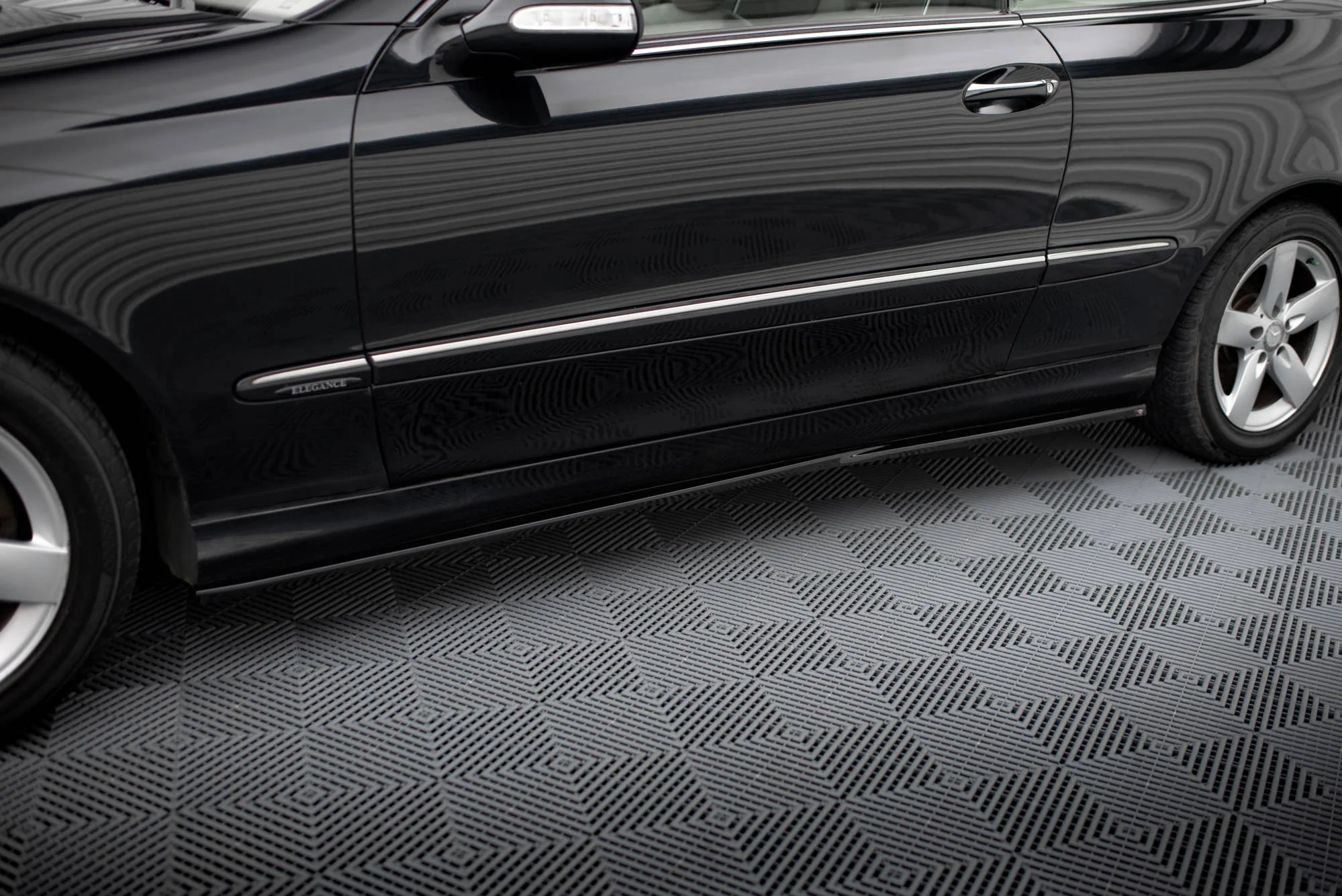 SIDE SKIRTS DIFFUSERS MERCEDES-BENZ CLK W209 - Image 4