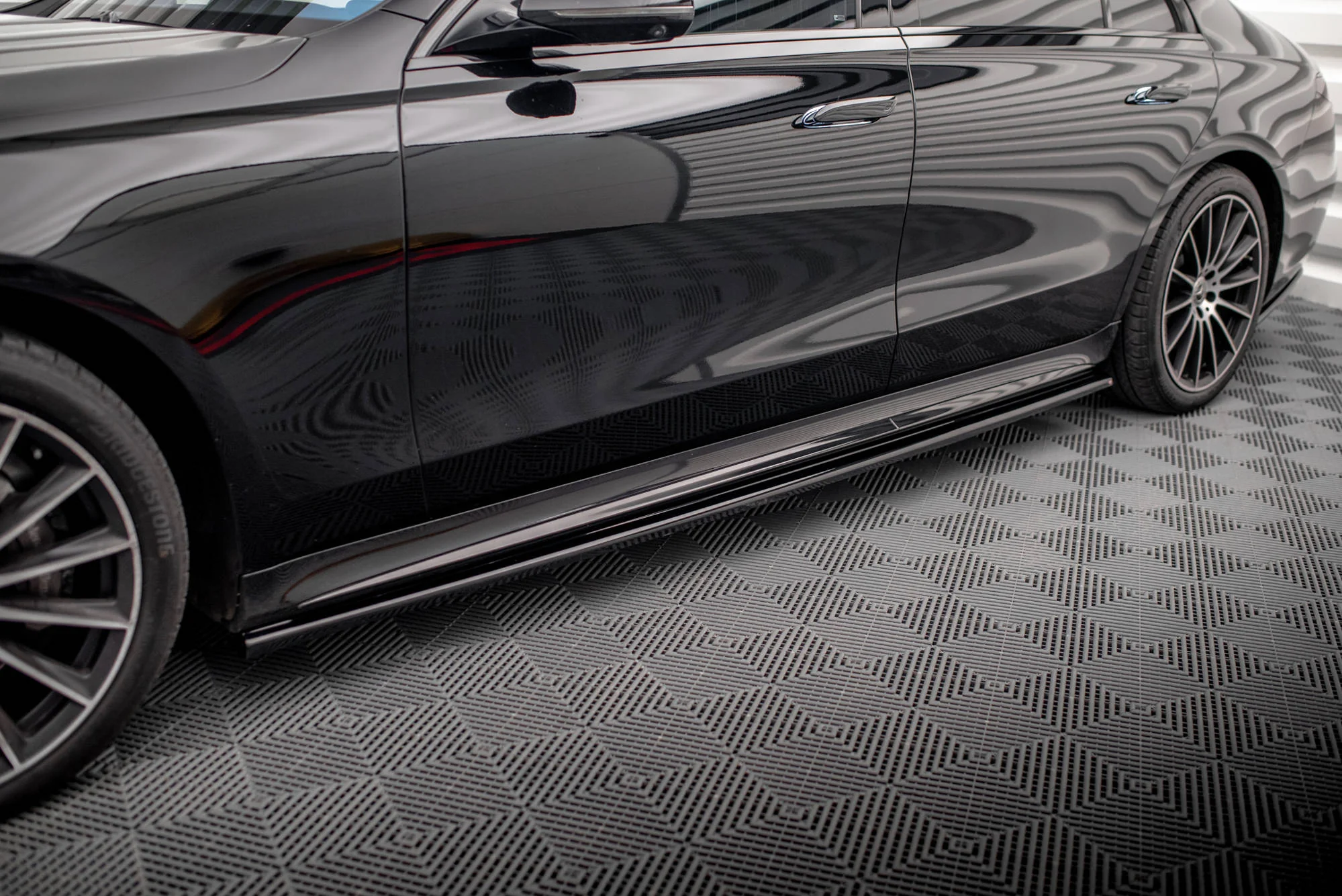 SIDE SKIRTS DIFFUSERS MERCEDES-BENZ S LONG AMG-LINE V223 - Image 3