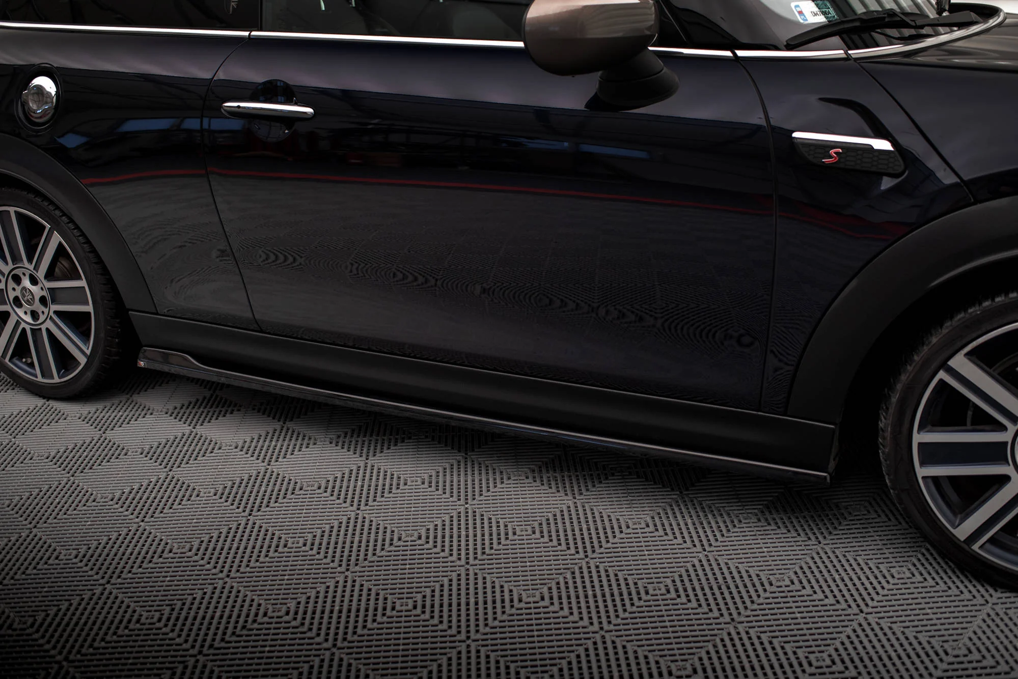 SIDE SKIRTS DIFFUSERS MINI COOPER S F56 FACELIFT - Image 3