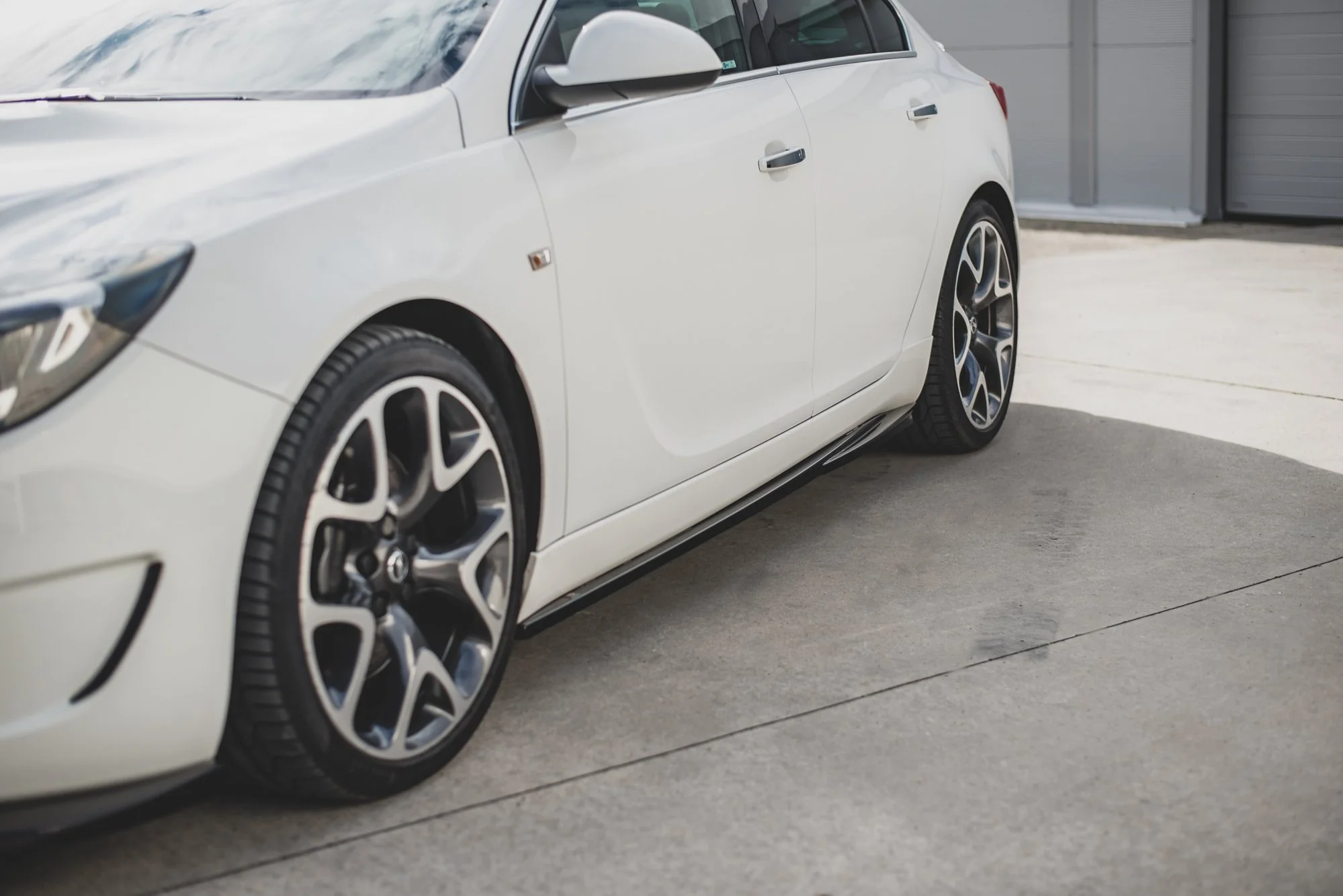 SIDE SKIRTS DIFFUSERS BUICK REGAL GS / OPEL INSIGNIA MK. 1 OPC FACELIFT - Image 2