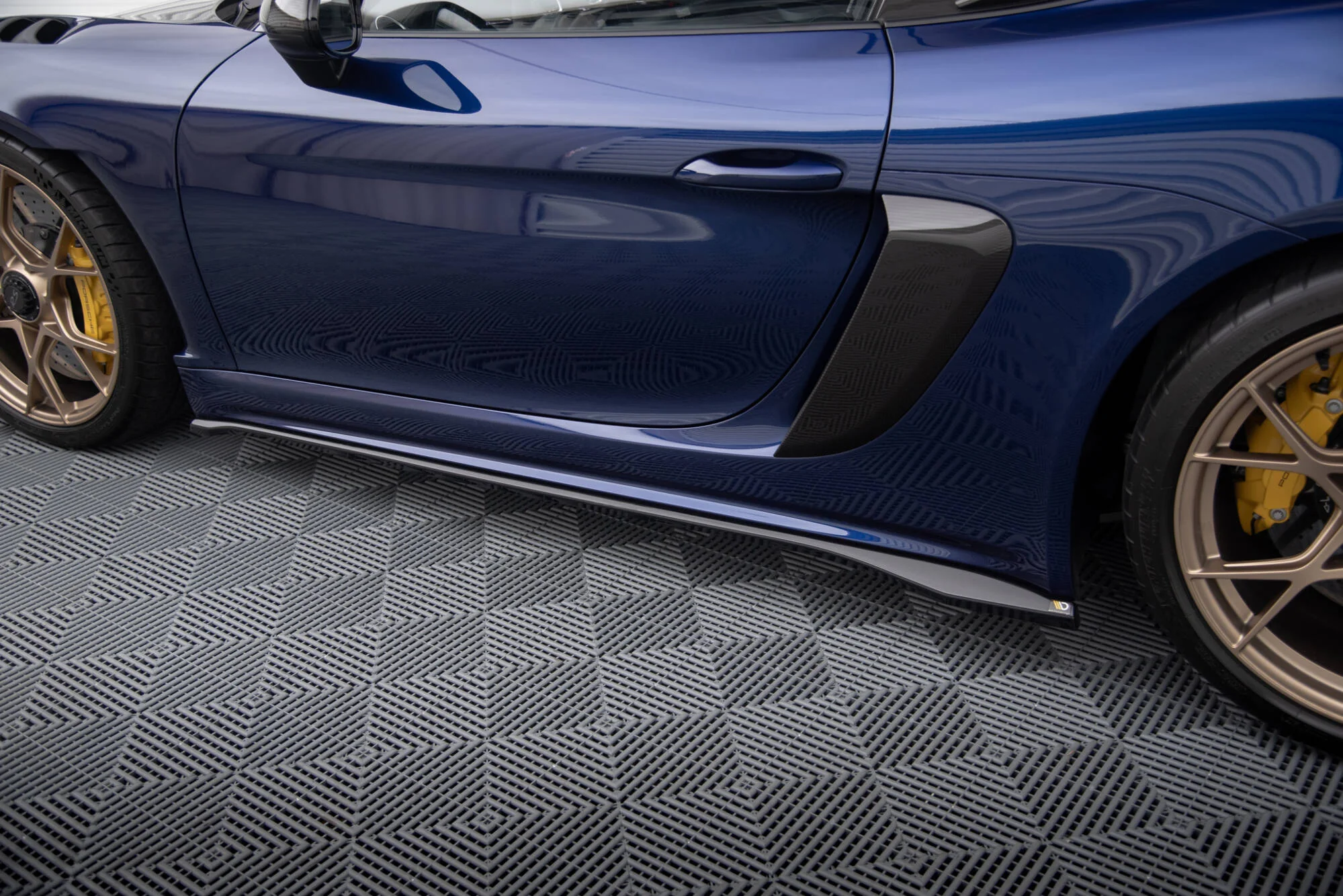 Side Skirts Diffusers Porsche 718 Cayman GT4 RS 982c - Image 3