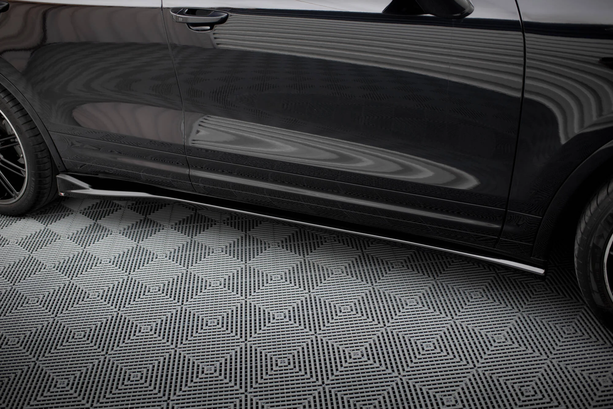 SIDE SKIRTS DIFFUSERS PORSCHE CAYENNE MK2 FACELIFT - Image 4