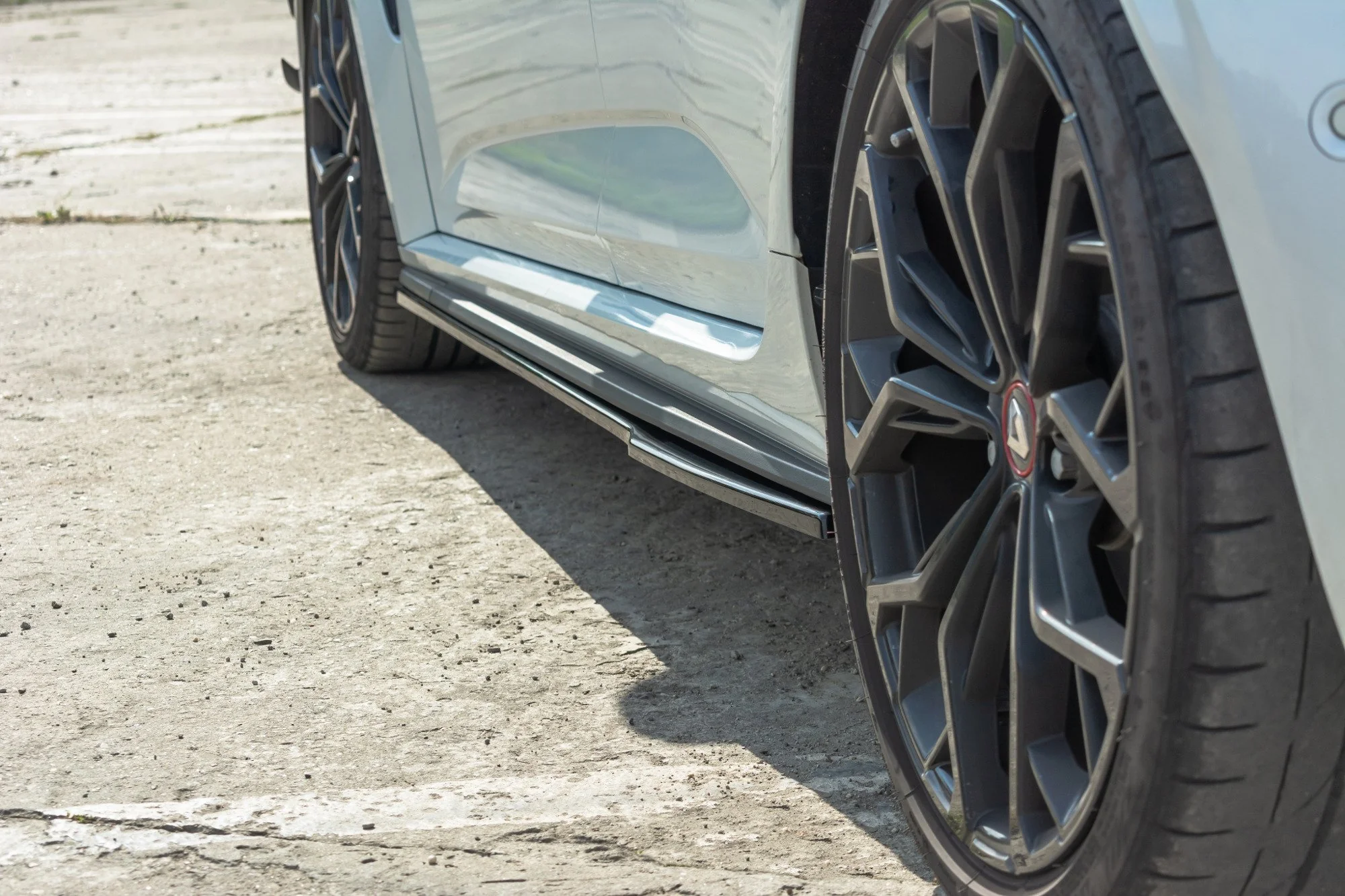SIDE SKIRTS DIFFUSERS RENAULT MEGANE IV RS - Image 3