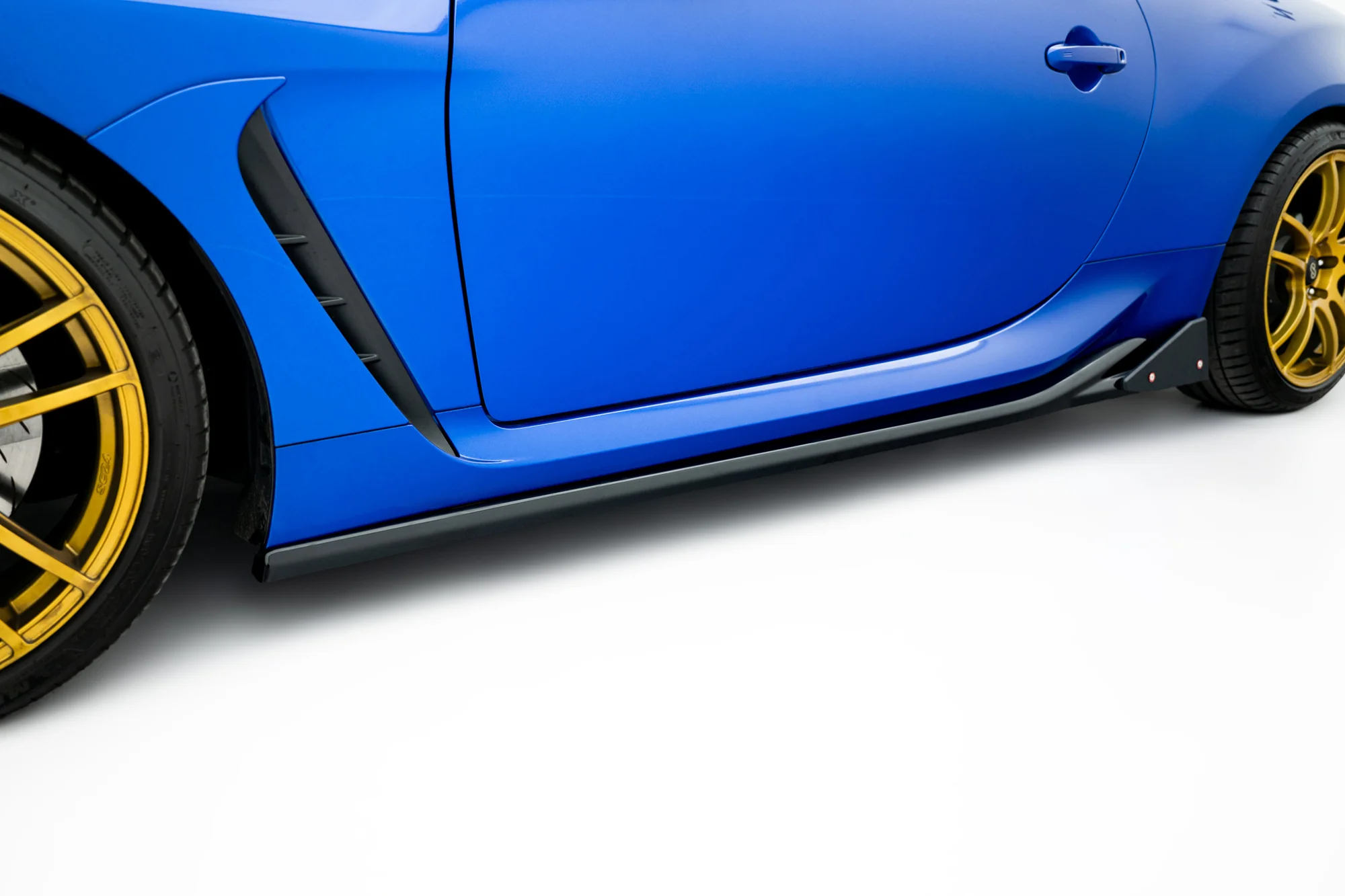 SIDE SKIRTS DIFFUSERS V.1 + FLAPS TOYOTA GR86 MK1 / BRZ MK2 - Image 6