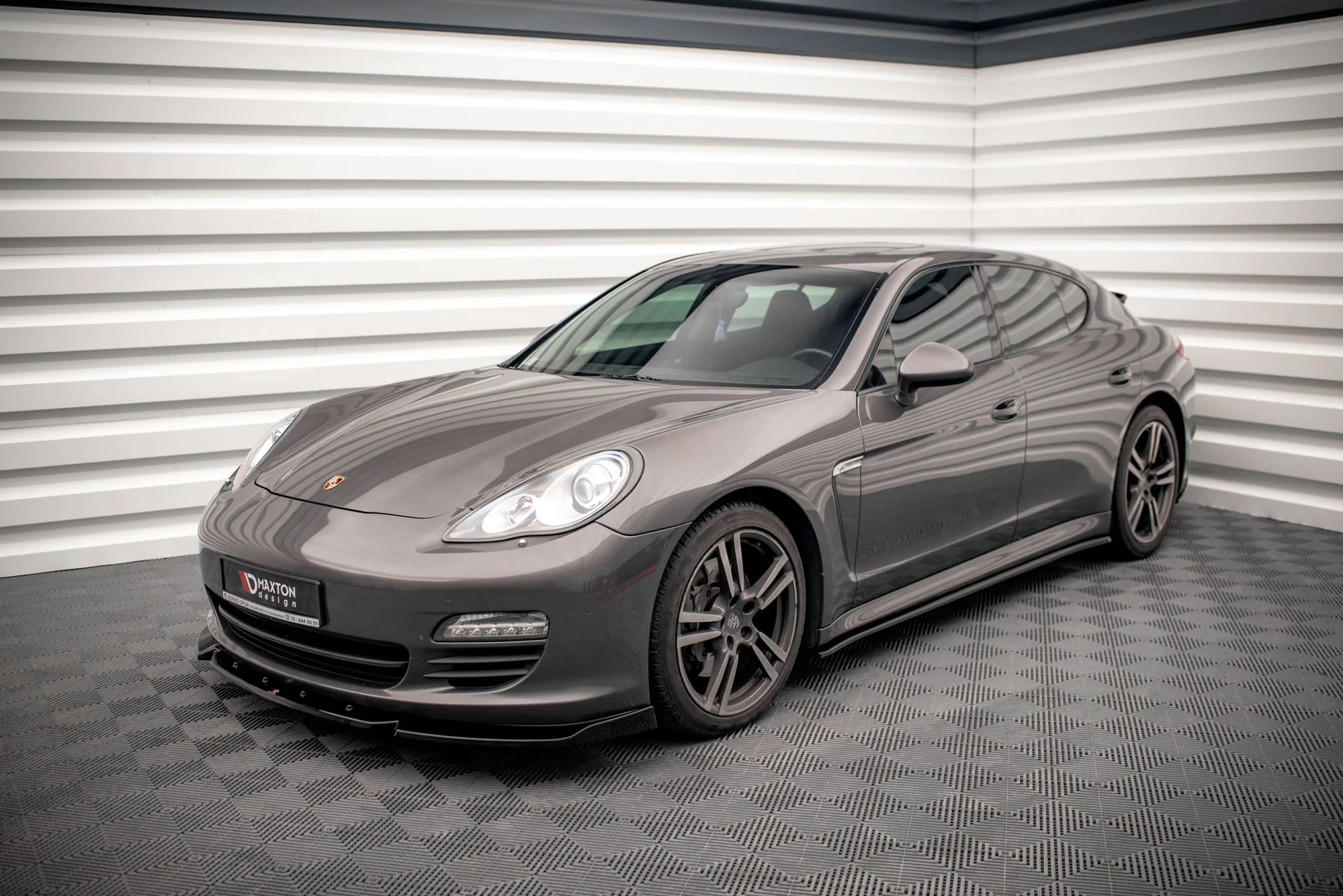SIDE SKIRTS DIFFUSERS V.1 PORSCHE PANAMERA / PANAMERA DIESEL / PANAMERA TURBO 970 - Image 2