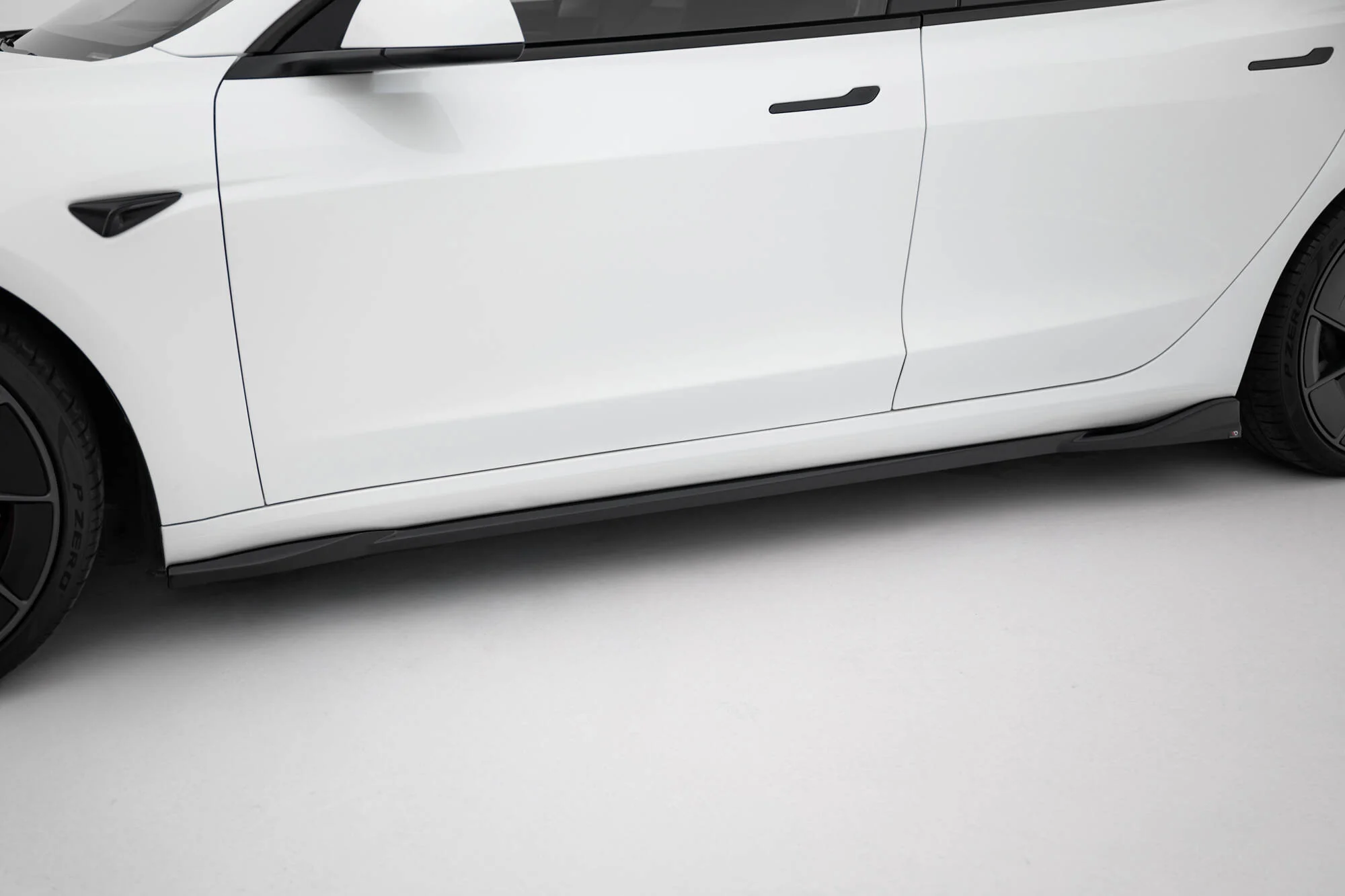 SIDE SKIRTS DIFFUSERS V.1 TESLA MODEL 3 PROJECT HIGHLAND (FACELIFT) - Image 6