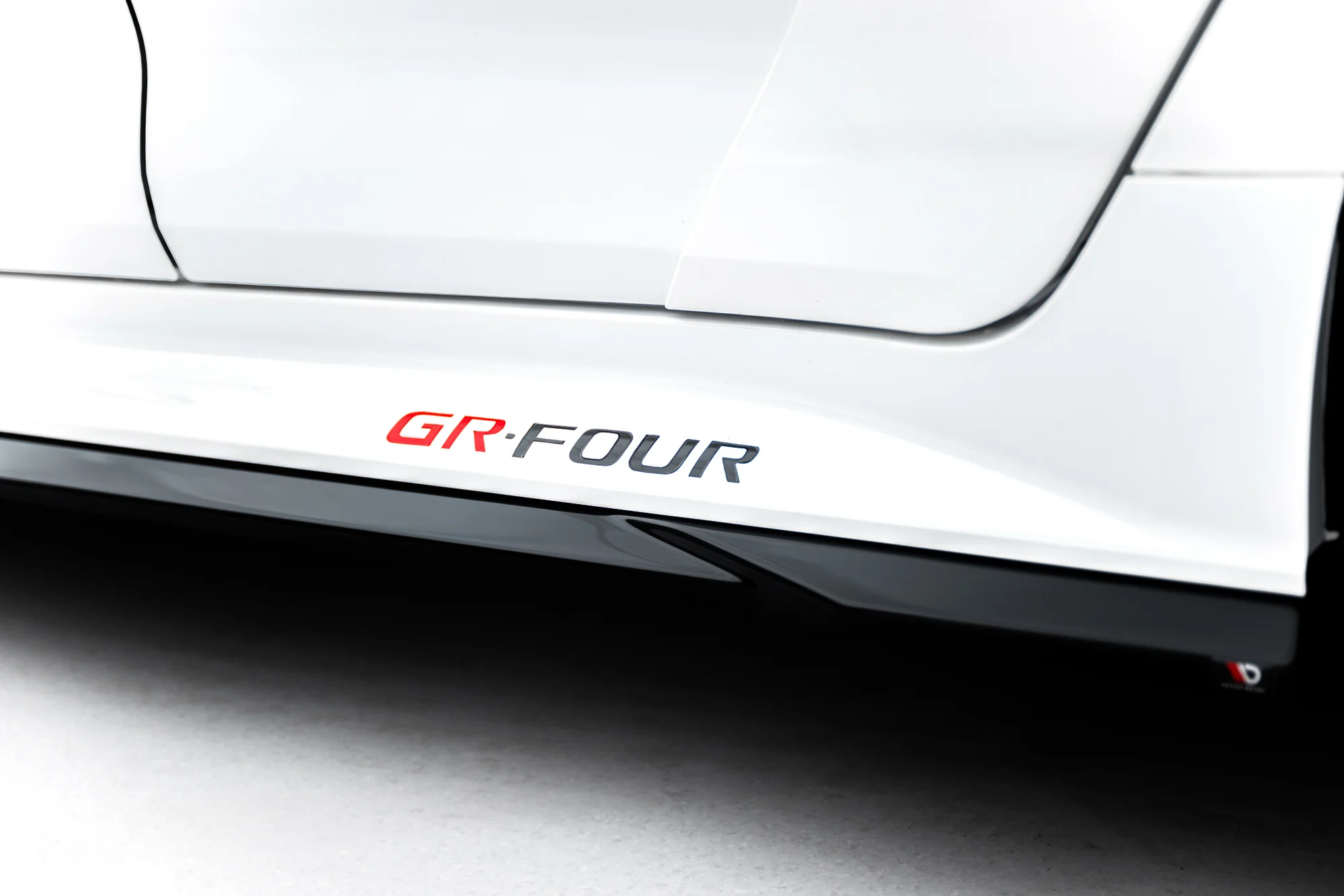 Side skirts Diffusers V.1 Toyota GR Corolla Mk12 - Image 4