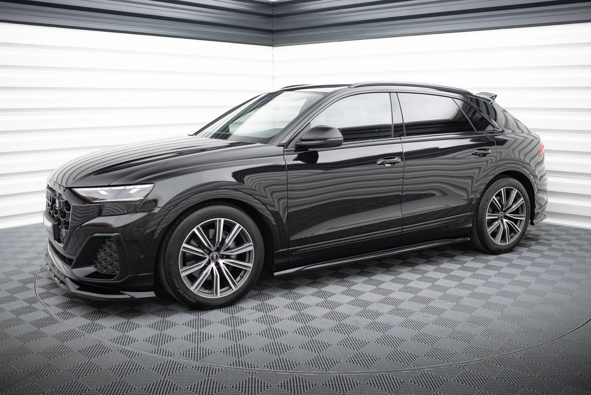 SIDE SKIRTS DIFFUSERS V.2 AUDI SQ8 / Q8 S-LINE MK1 - Image 3