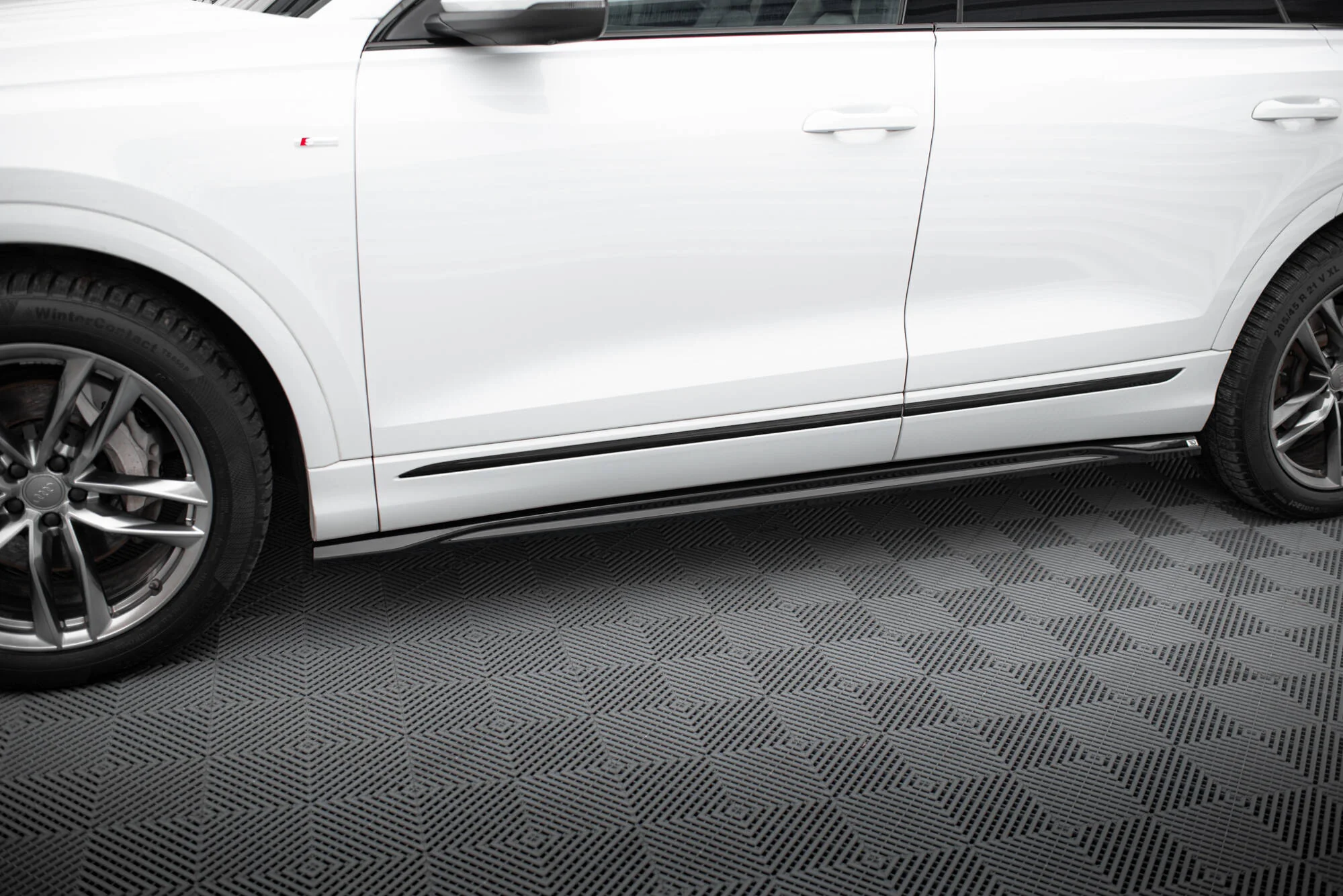 SIDE SKIRTS DIFFUSERS V.2 AUDI SQ8 / Q8 S-LINE MK1 - Image 4
