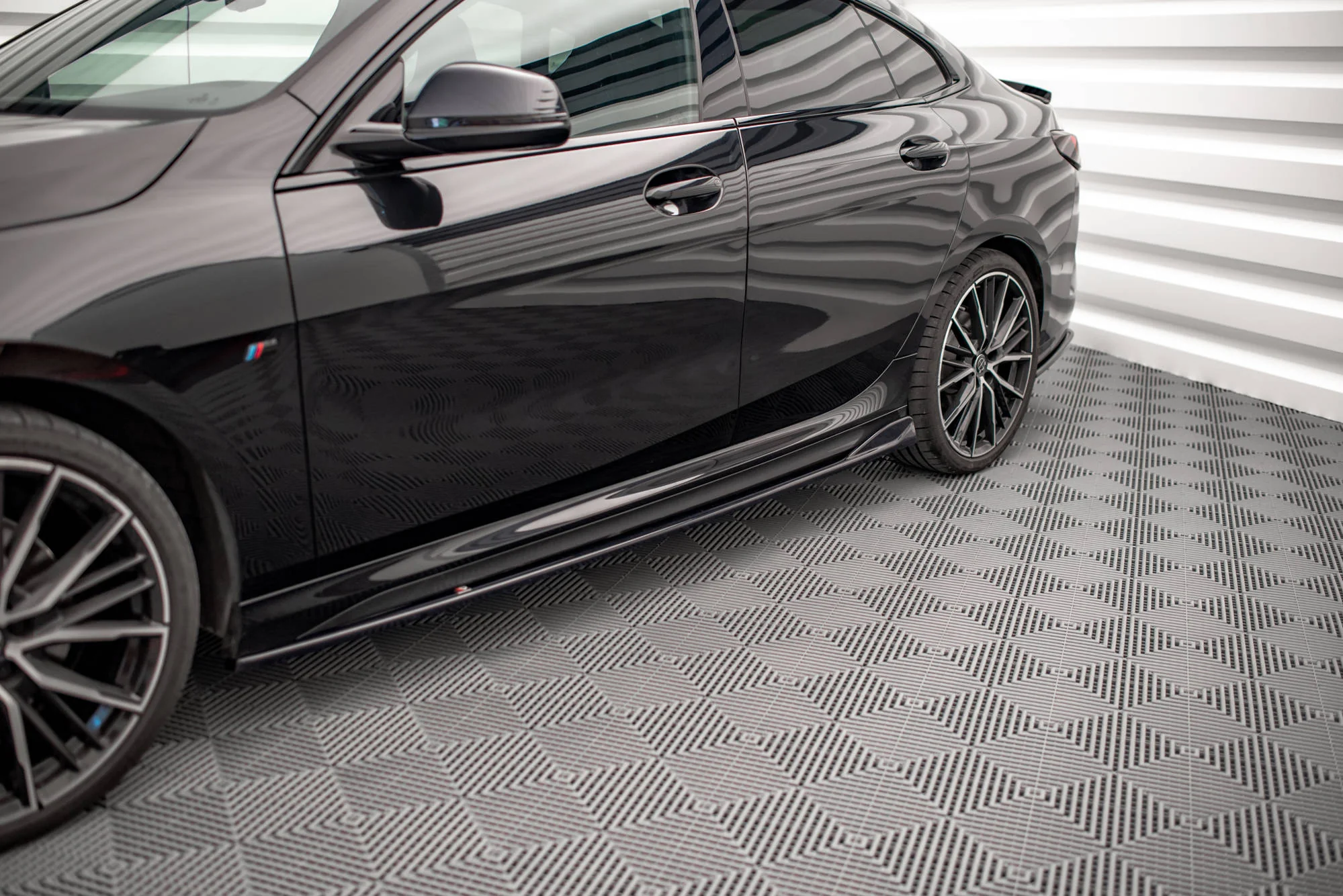 SIDE SKIRTS DIFFUSERS V.2 BMW 2 GRAN COUPE M-PACK F44 - Image 3
