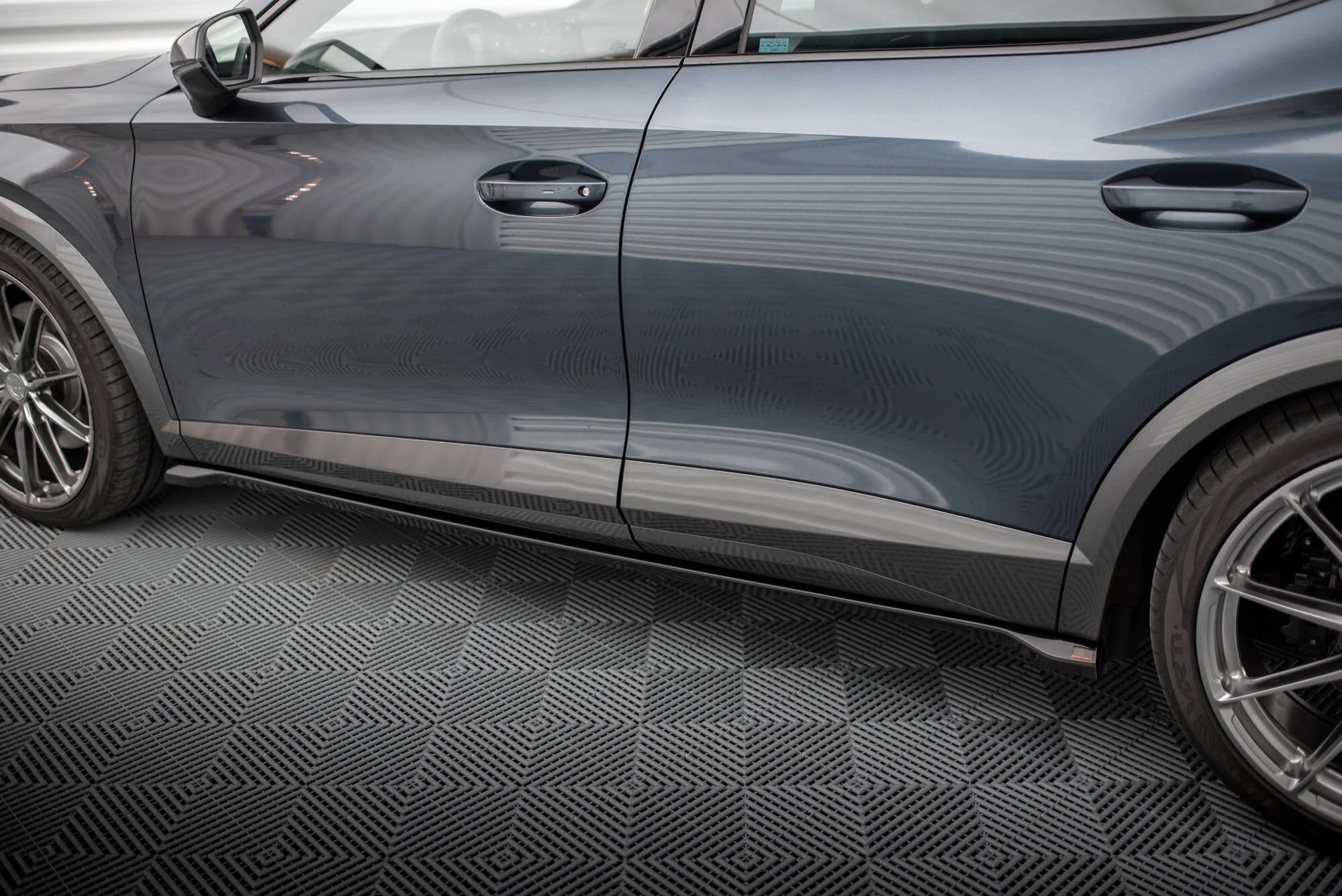 SIDE SKIRTS DIFFUSERS V.2 CUPRA FORMENTOR MK1 - Image 4