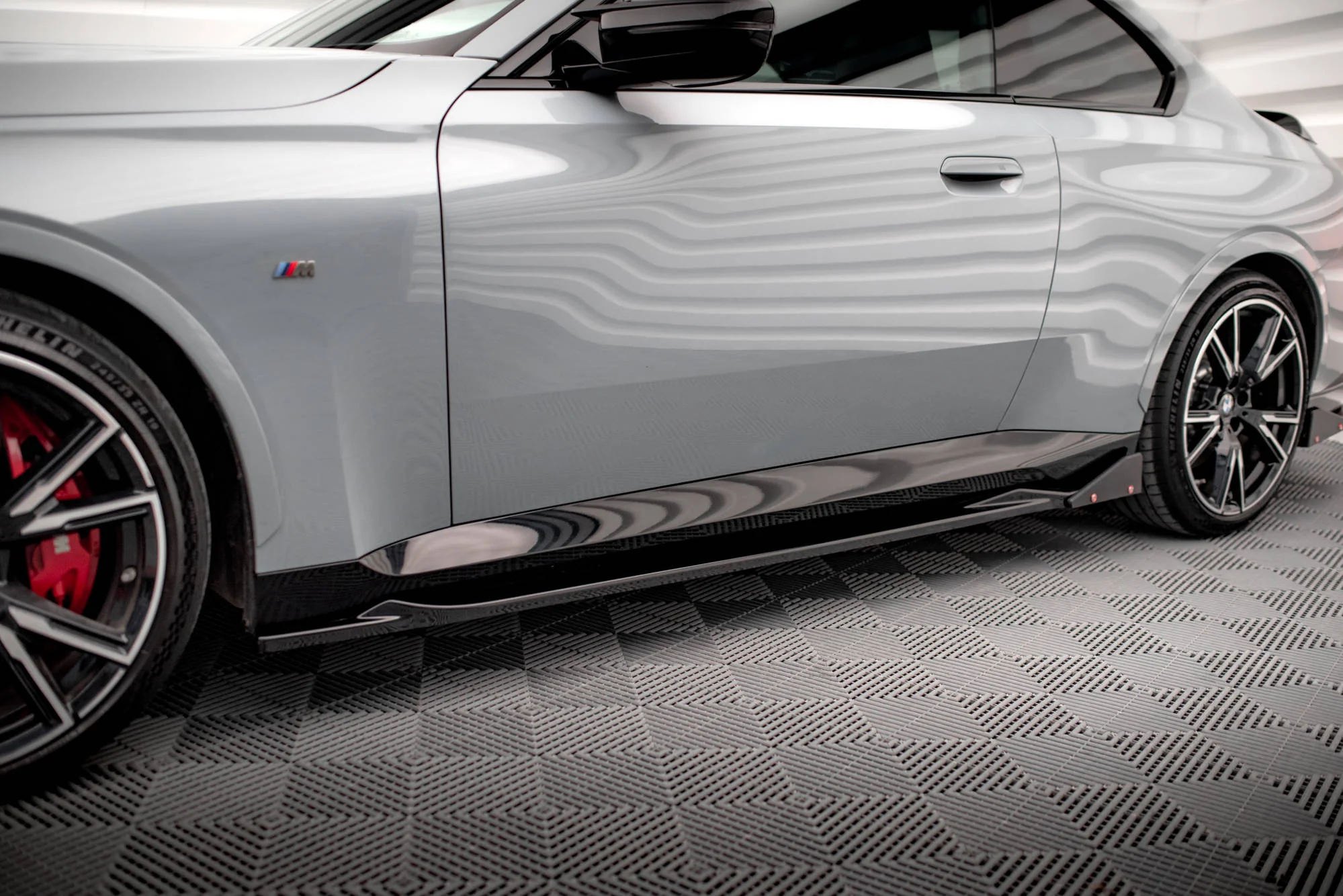 SIDE SKIRTS DIFFUSERS V.2 + FLAPS BMW 2 COUPE M-PACK / M240I G42 - Image 4