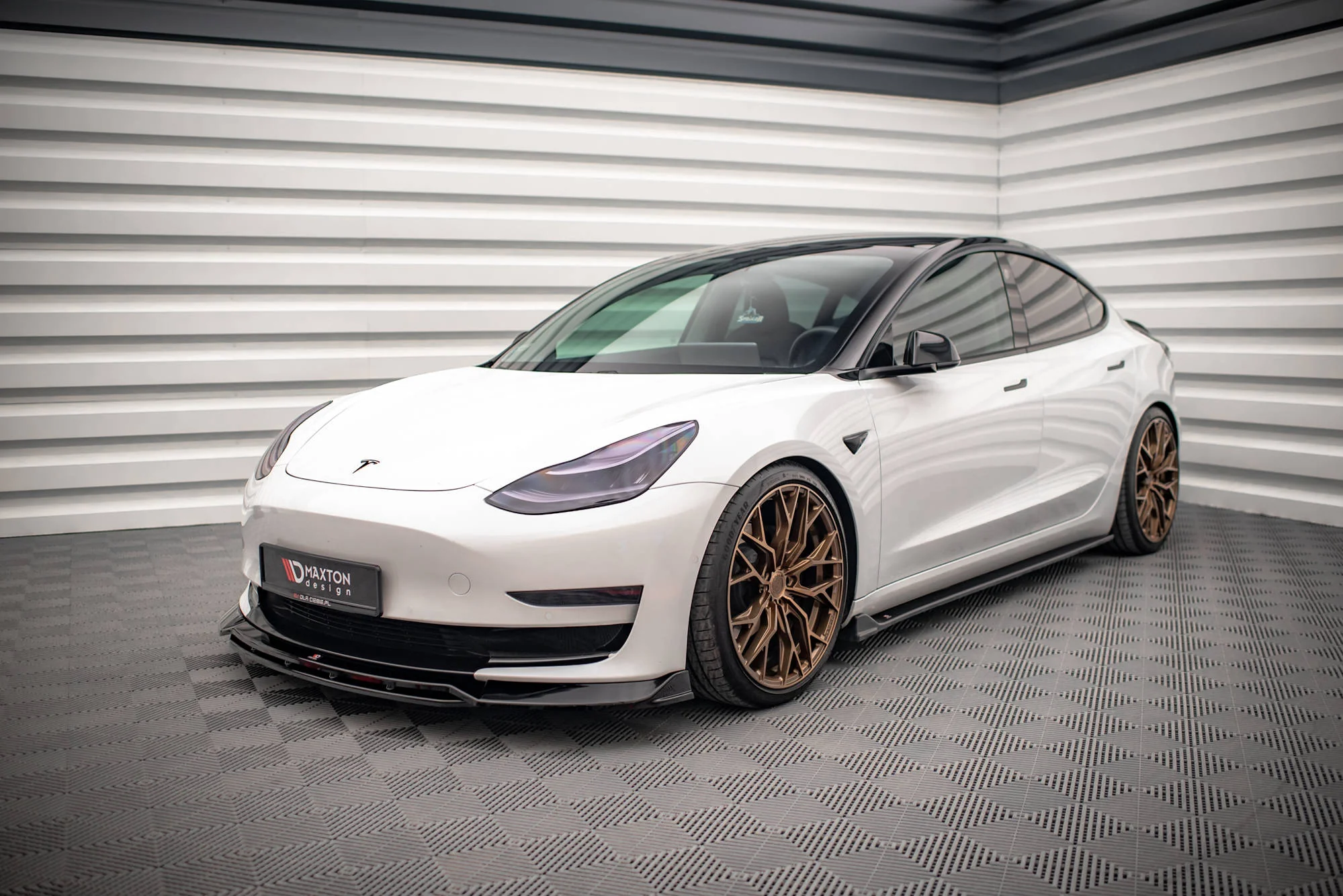 SIDE SKIRTS DIFFUSERS V.2 TESLA MODEL 3 - Image 4