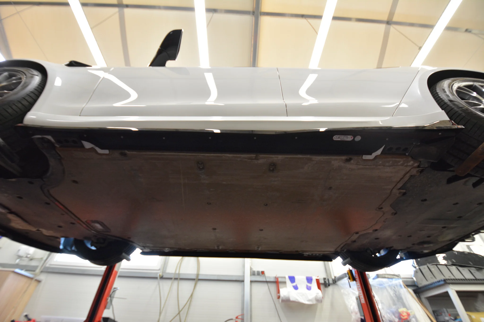 SIDE SKIRTS DIFFUSERS V.2 TESLA MODEL S PLAID MK1 FACELIFT - Image 7