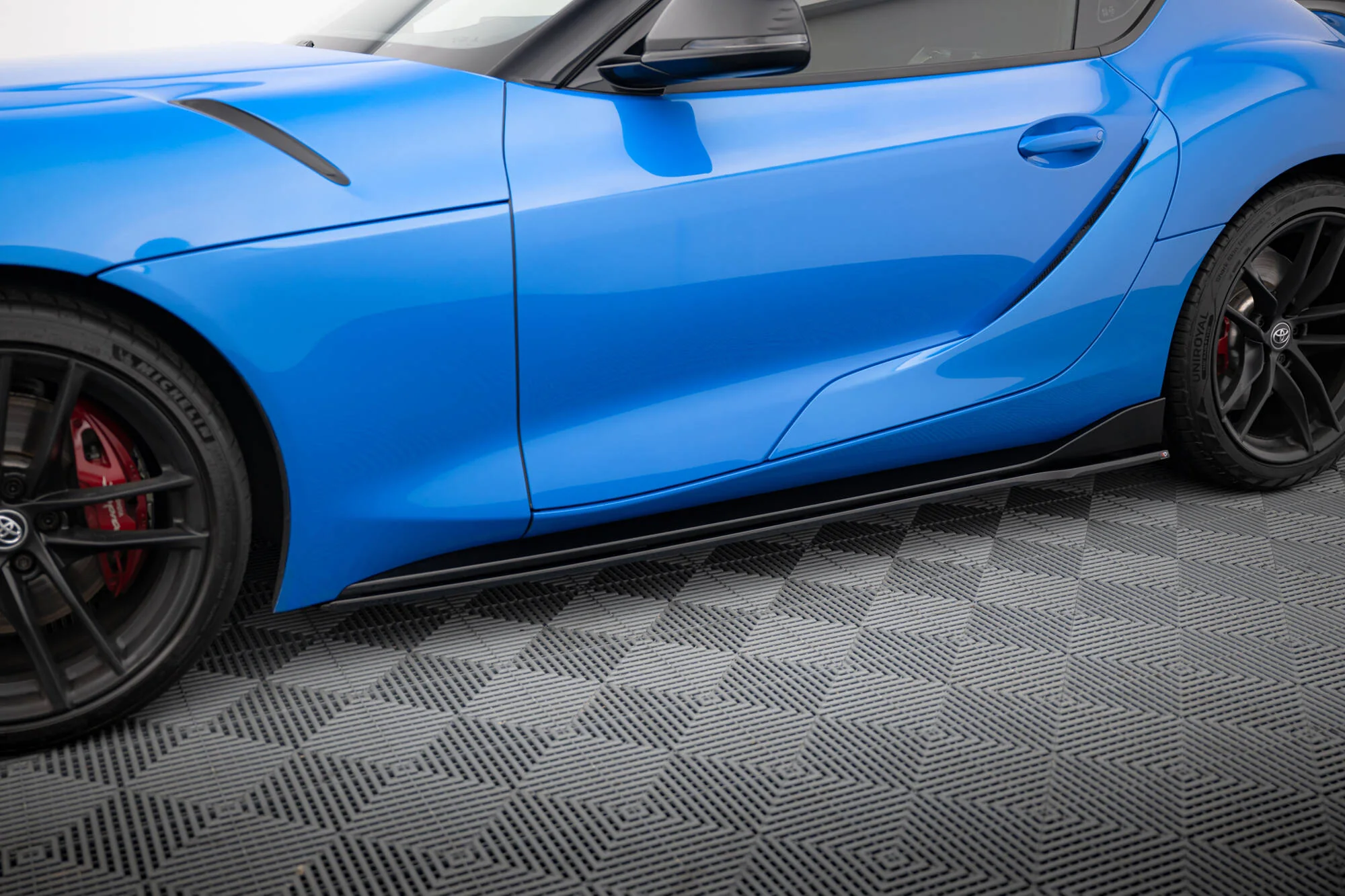 SIDE SKIRTS DIFFUSERS V.2 TOYOTA SUPRA MK5 - Image 2