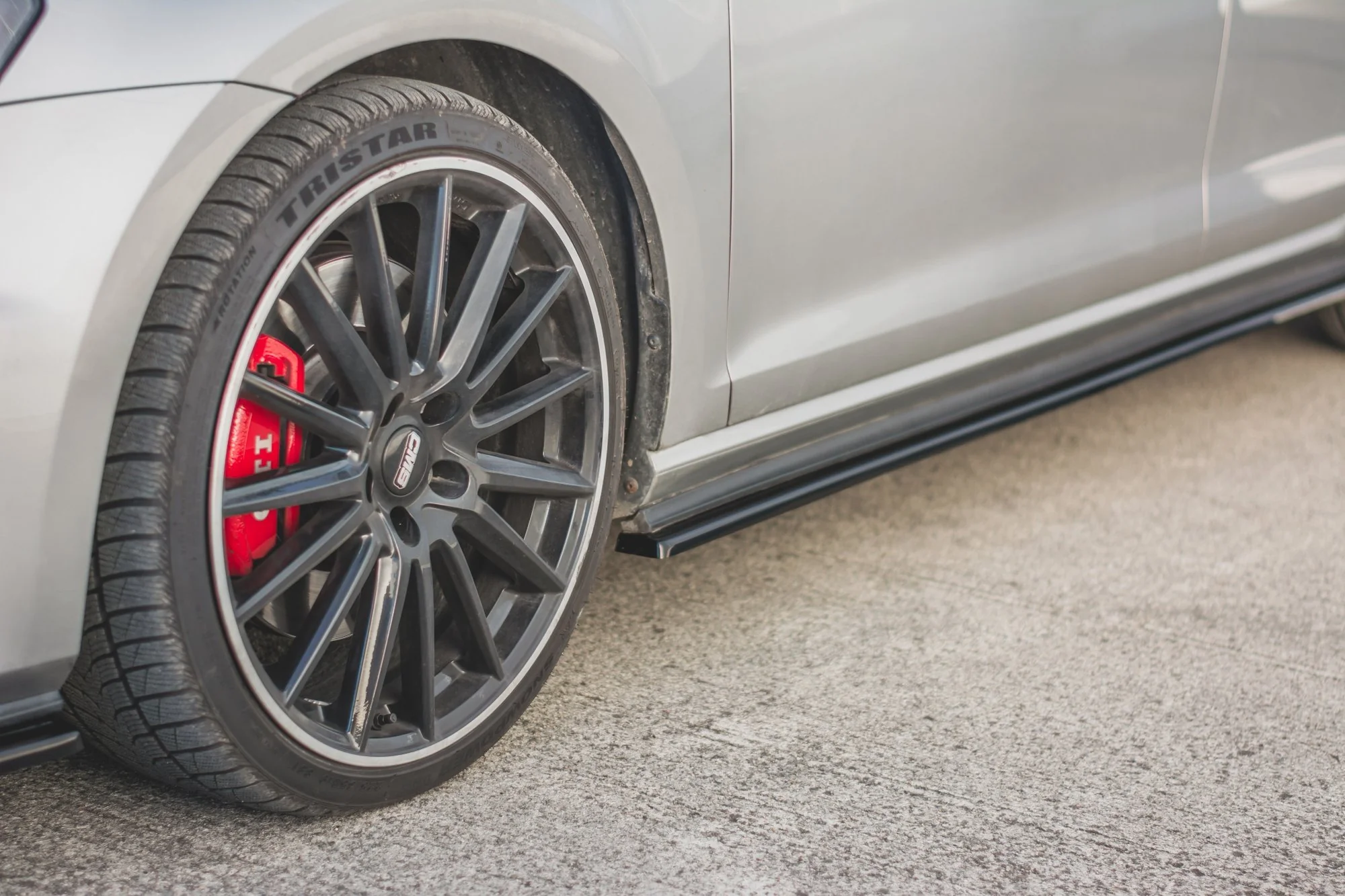 SIDE SKIRTS DIFFUSERS V.2 VW GOLF 7 GTI (NARROW) - Image 4