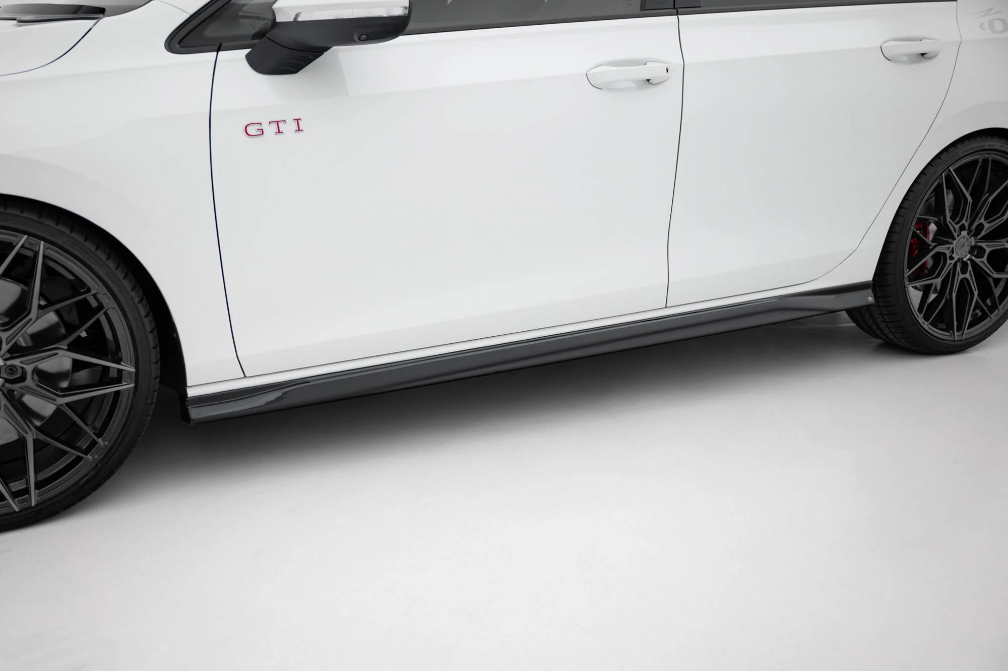 SIDE SKIRTS DIFFUSERS V.3 VOLKSWAGEN GOLF 8 GTI / GTI CLUBSPORT / R-LINE - Image 4