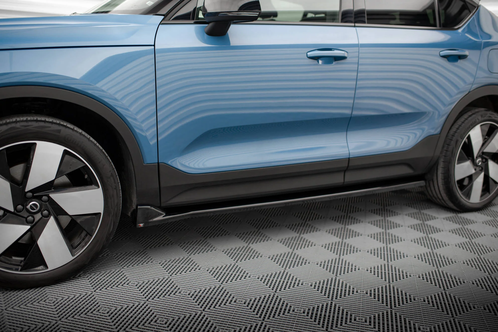 SIDE SKIRTS DIFFUSERS VOLVO C40 MK1 - Image 3