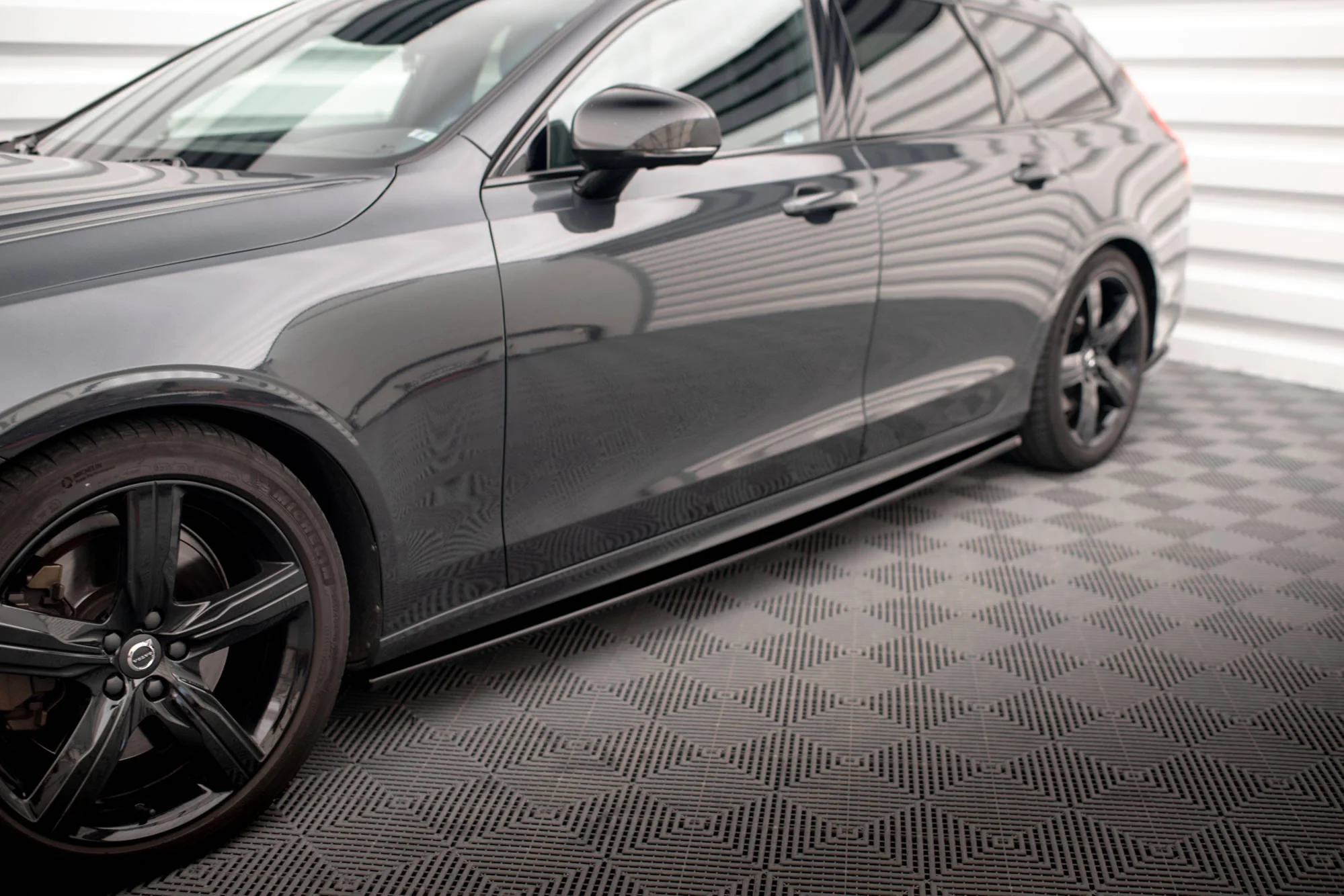 SIDE SKIRTS DIFFUSERS VOLVO V90 / S90 R-DESIGN MK2 - Image 2