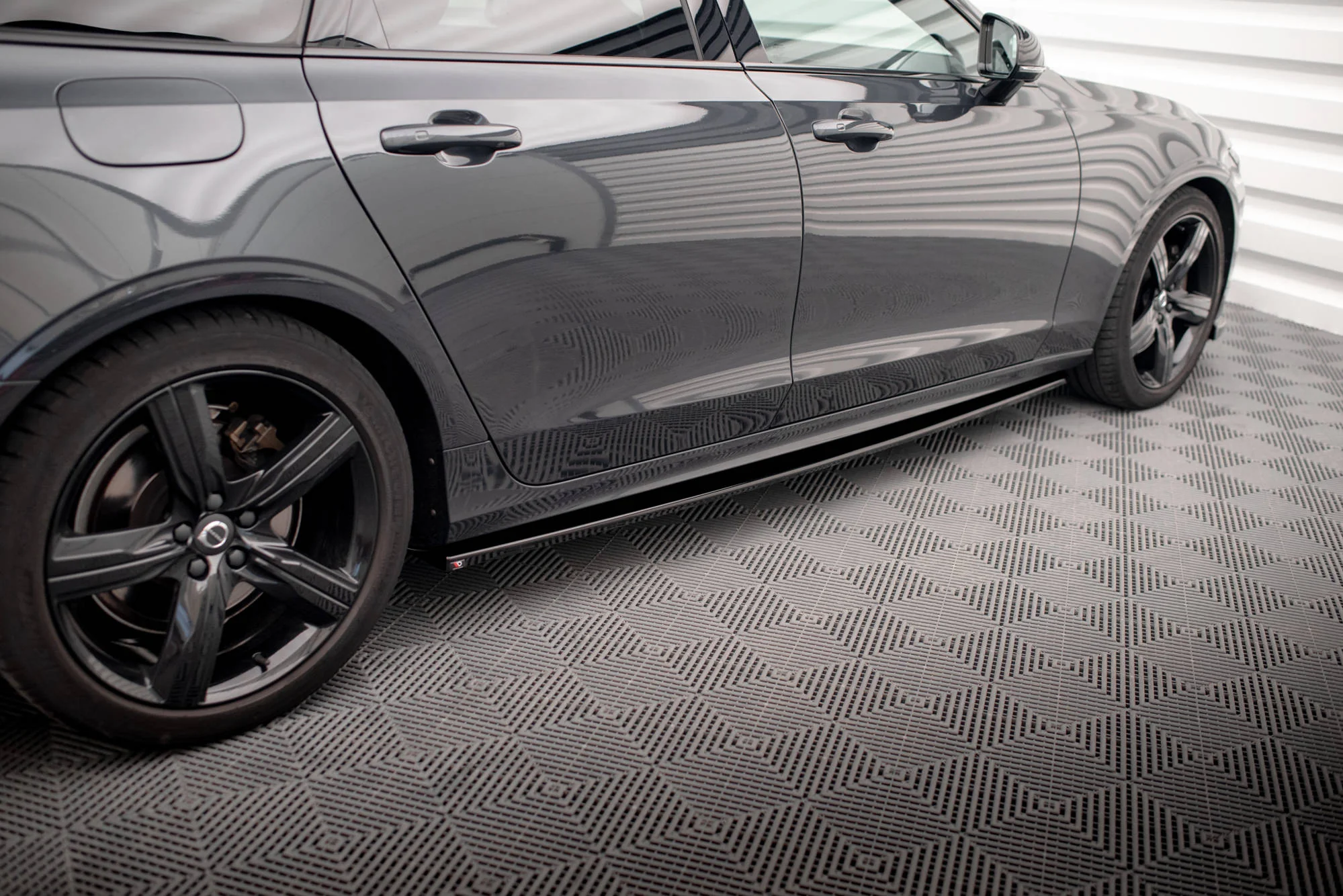 SIDE SKIRTS DIFFUSERS VOLVO V90 / S90 R-DESIGN MK2 - Image 4