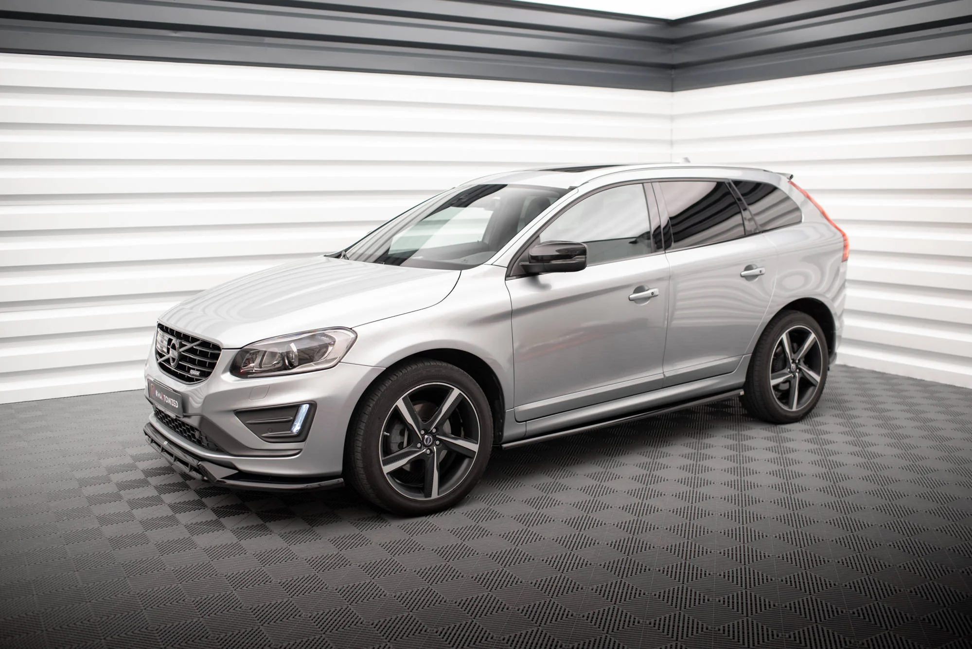 SIDE SKIRTS DIFFUSERS VOLVO XC60 R-DESIGN MK1 FACELIFT - Image 2
