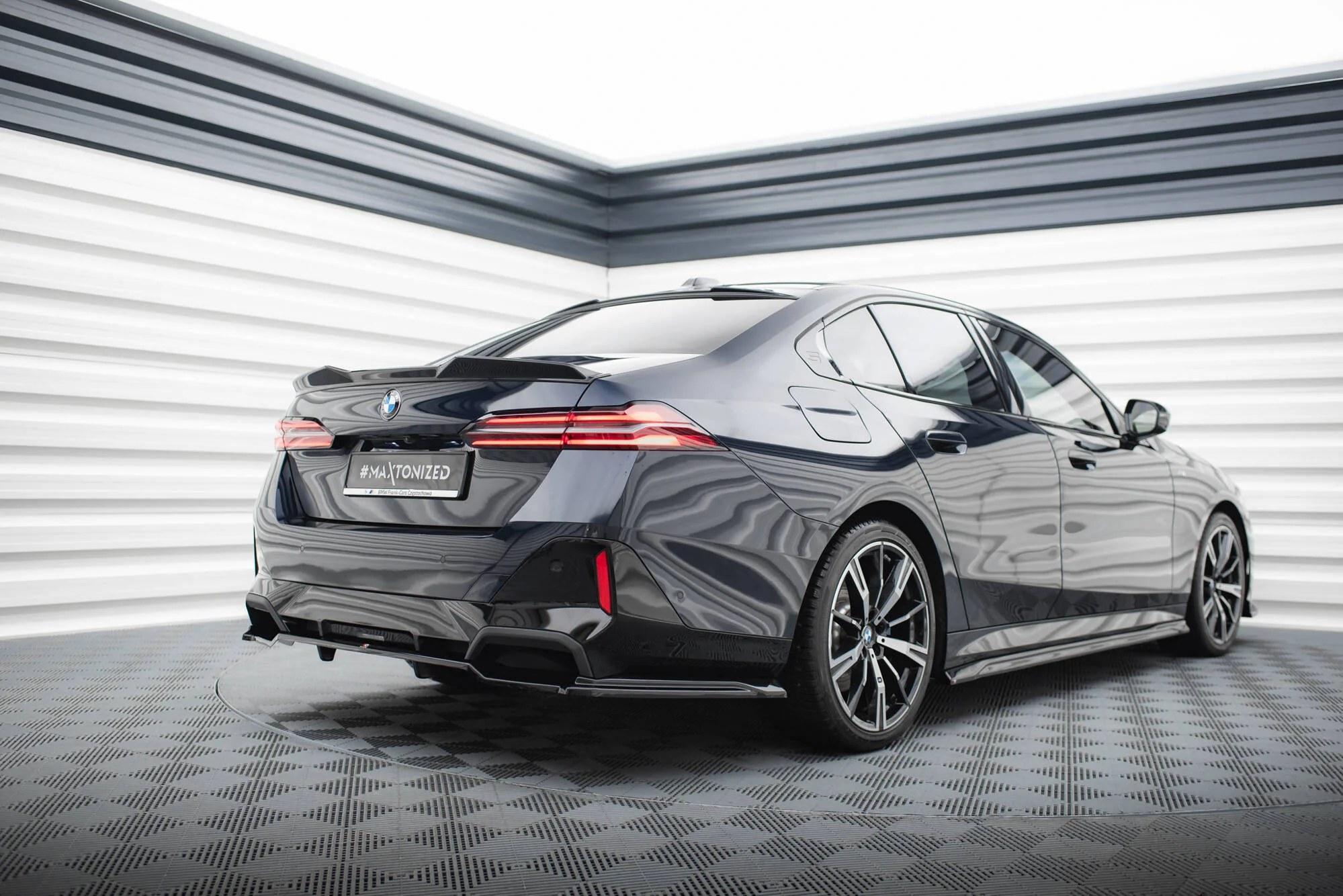 SPOILER CAP 3D BMW 5 M-PACK G60 - Image 3