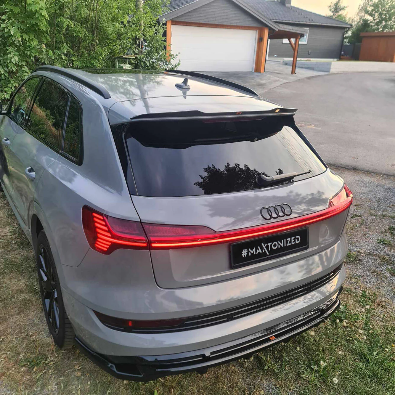 Spoiler Cap Audi e-Tron S-Line - Image 4