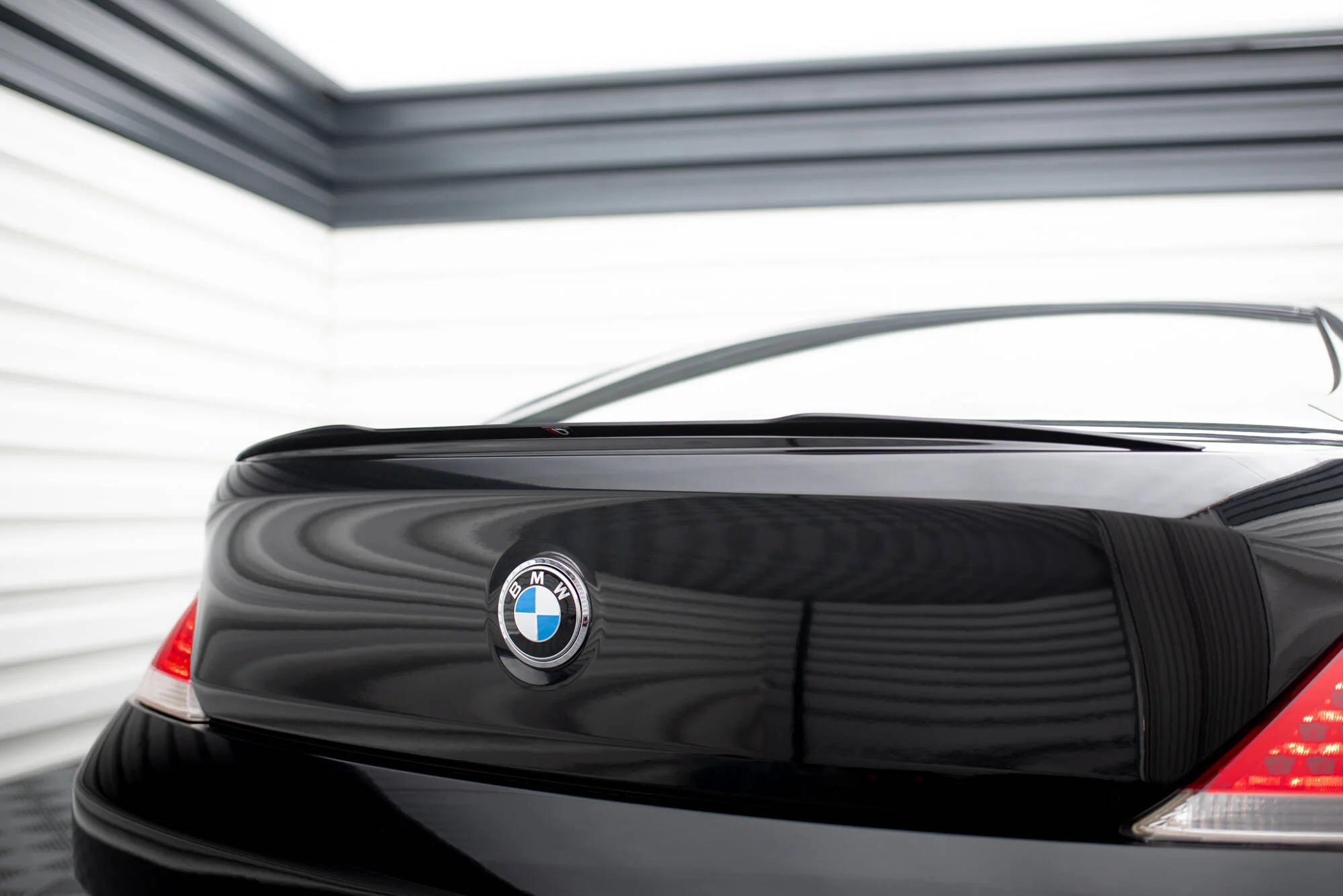 SPOILER CAP BMW M6 E63 - Image 5